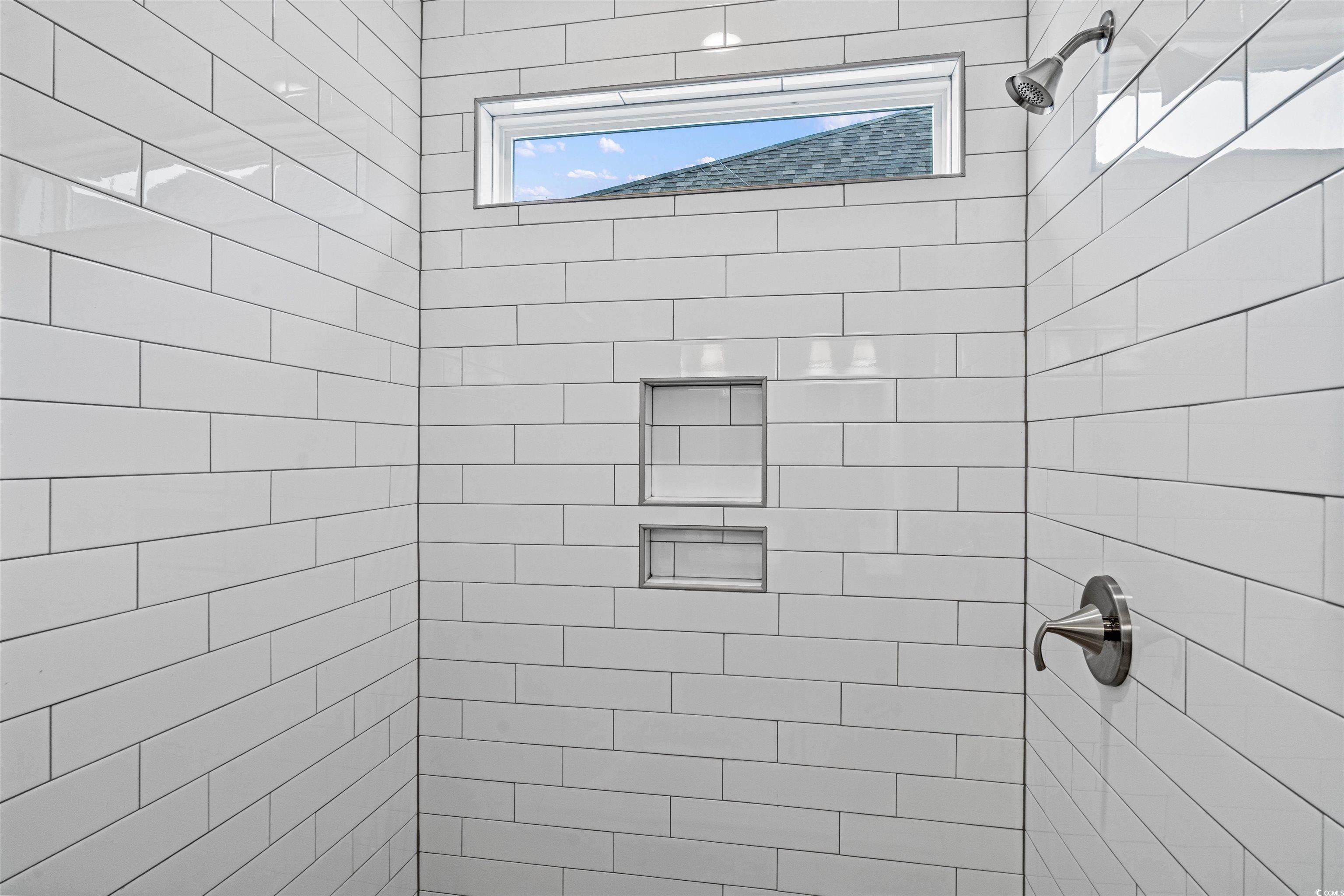 1045 Nw Rosefield Way Property Photo 16