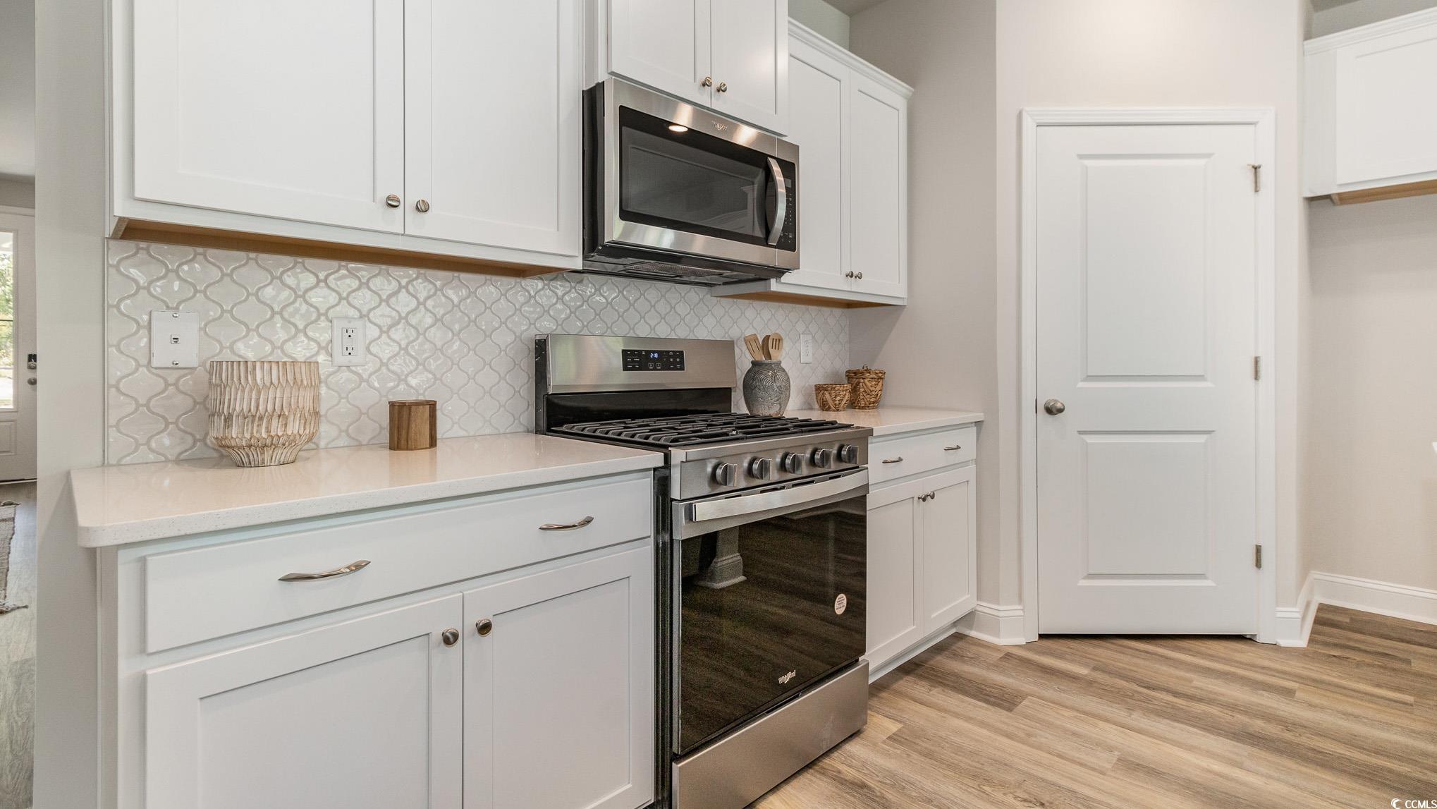 166 Bantry Ln. Property Photo 8