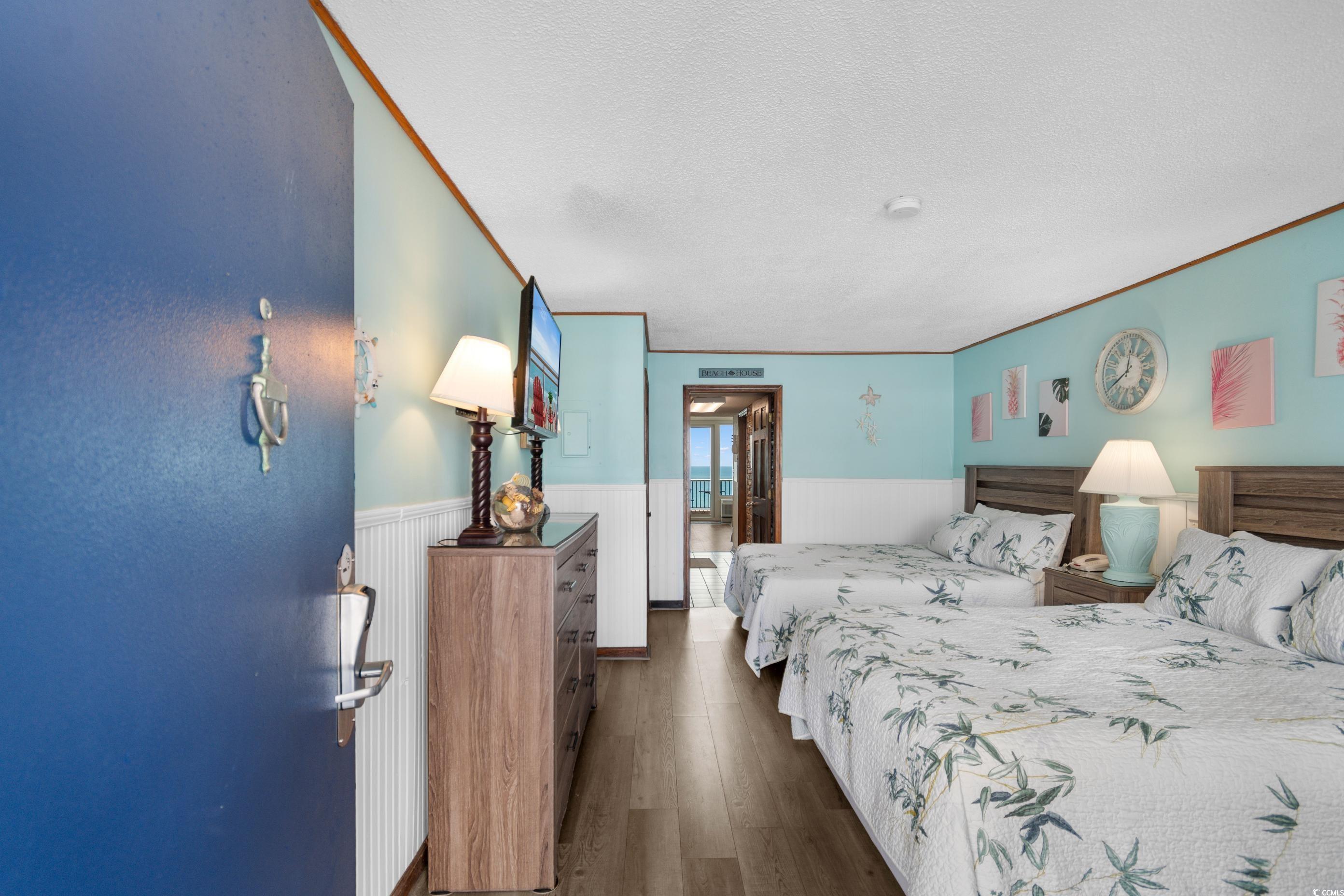 200 76th Ave. N Property Photo 4