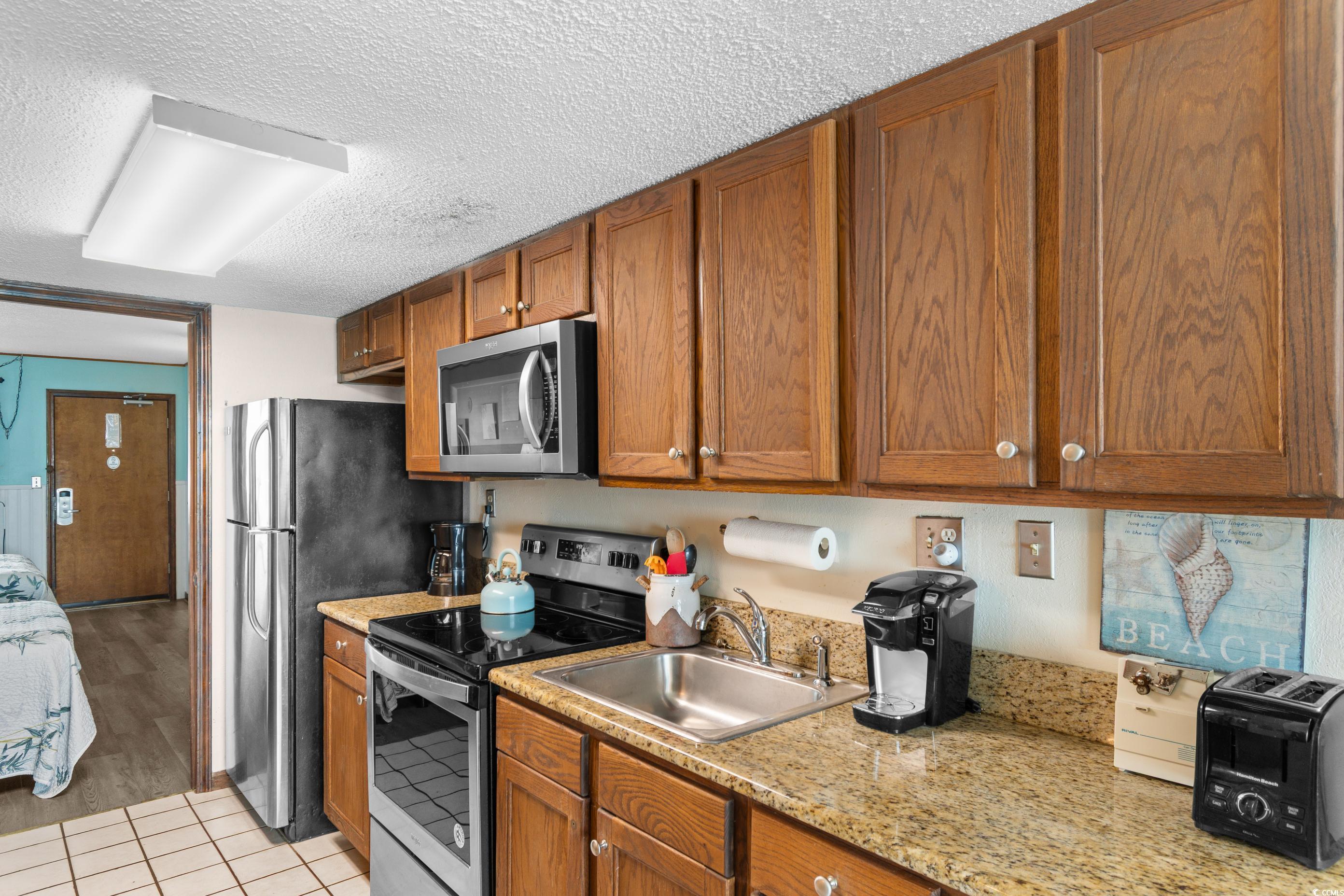 200 76th Ave. N Property Photo 7