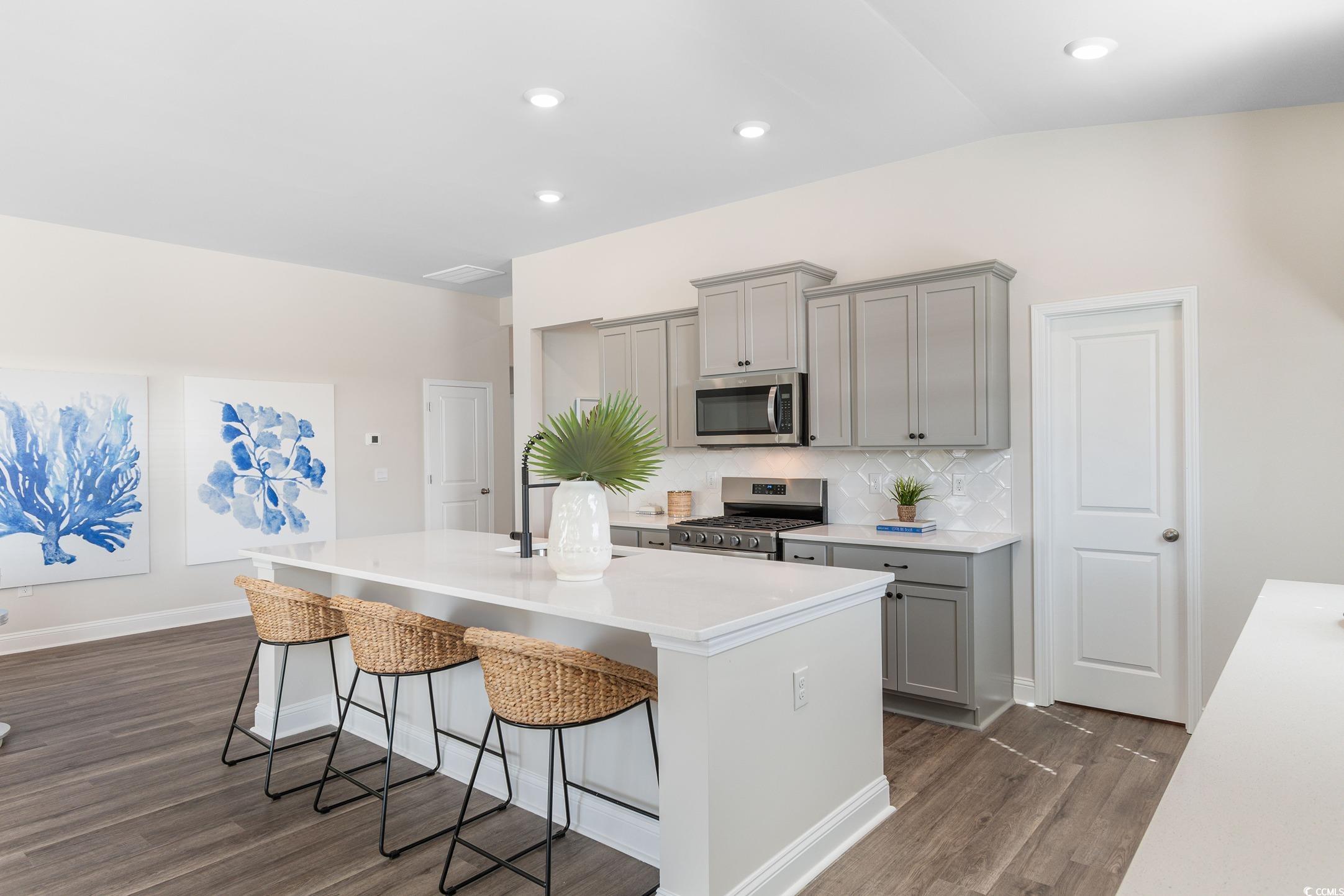 609 Glens Way Property Photo 8