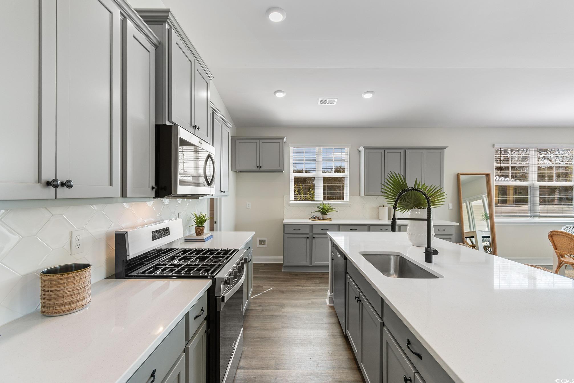 609 Glens Way Property Photo 9