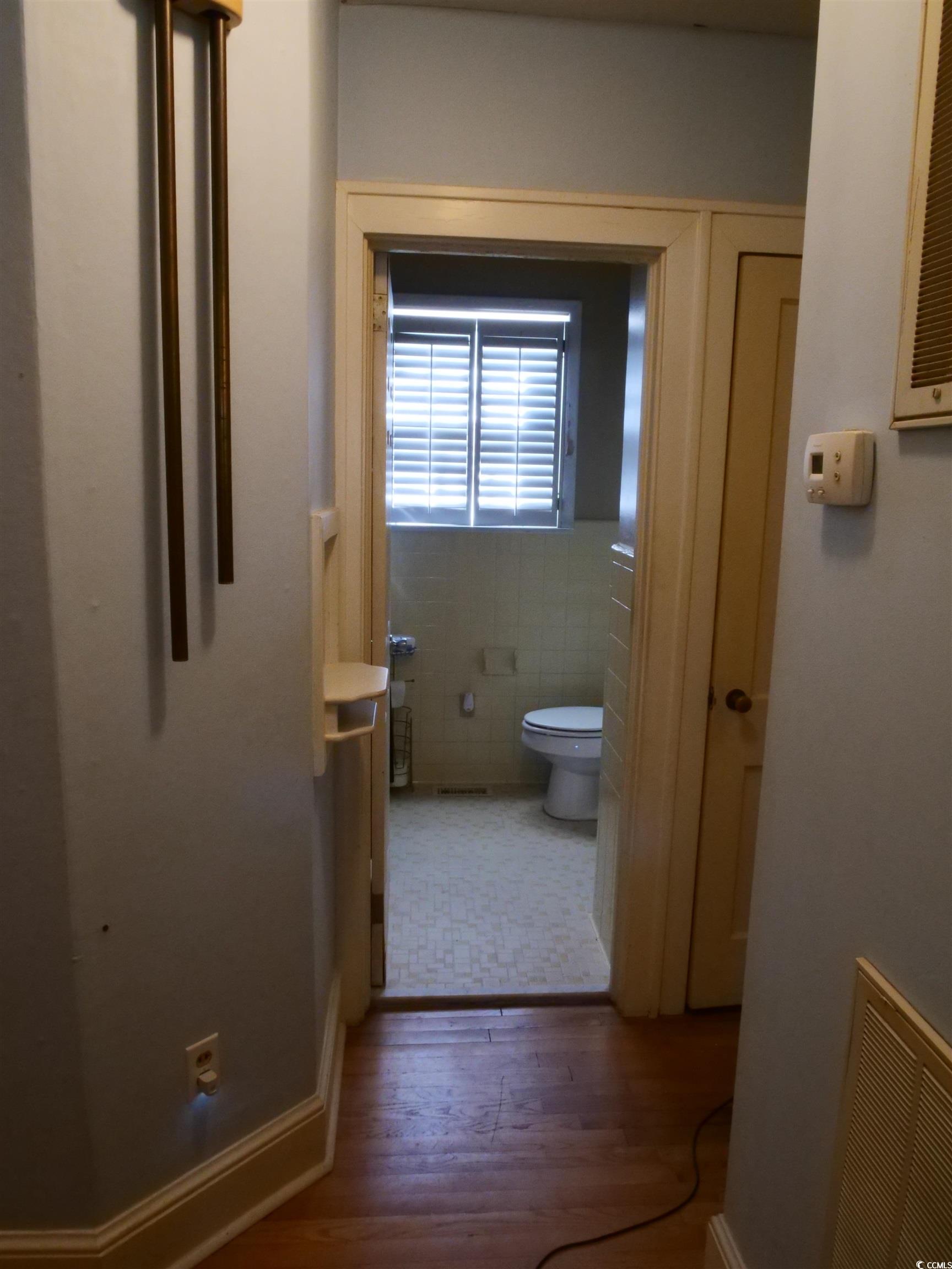 1713 Oak St. Property Photo 15