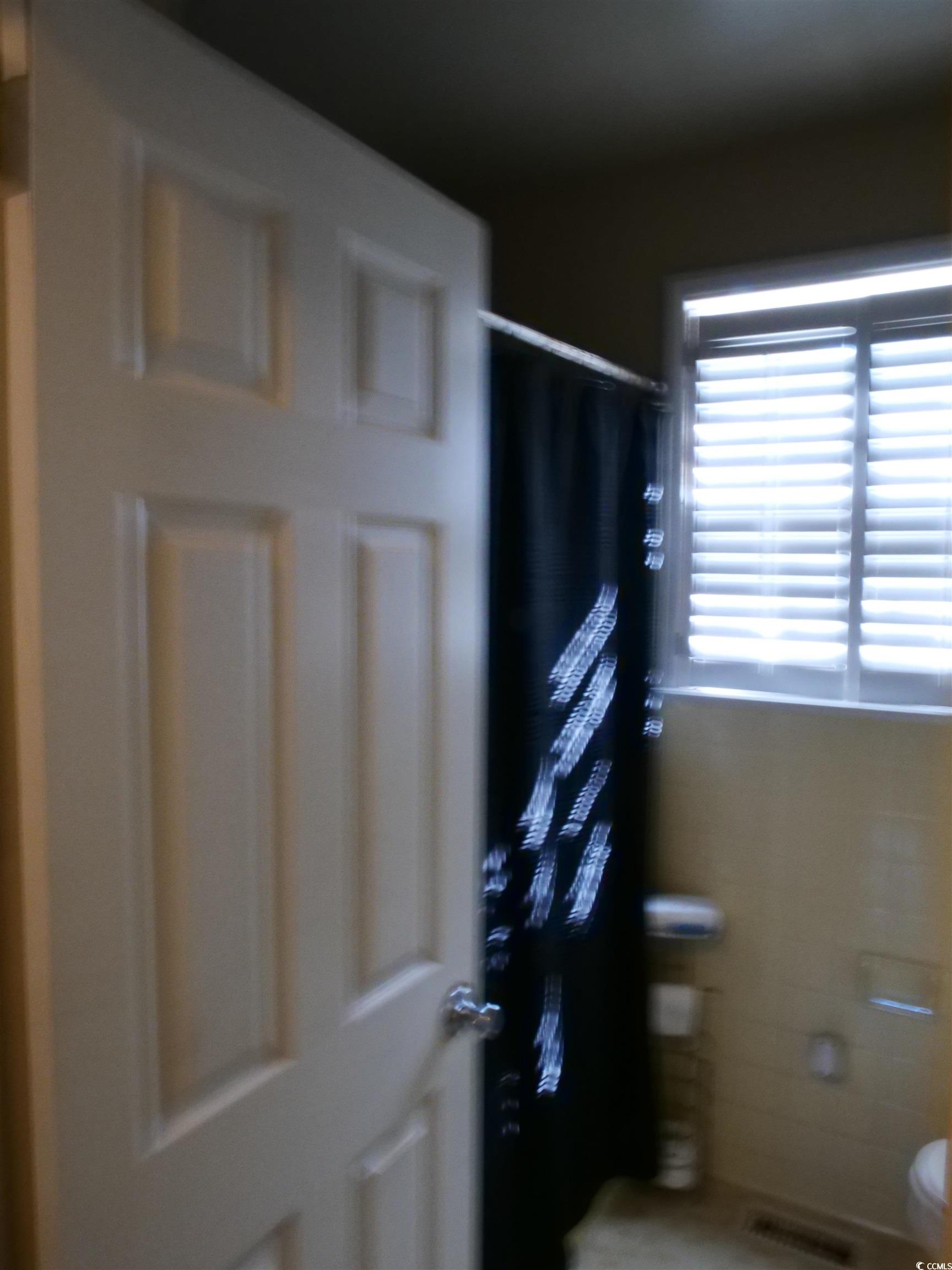 1713 Oak St. Property Photo 17