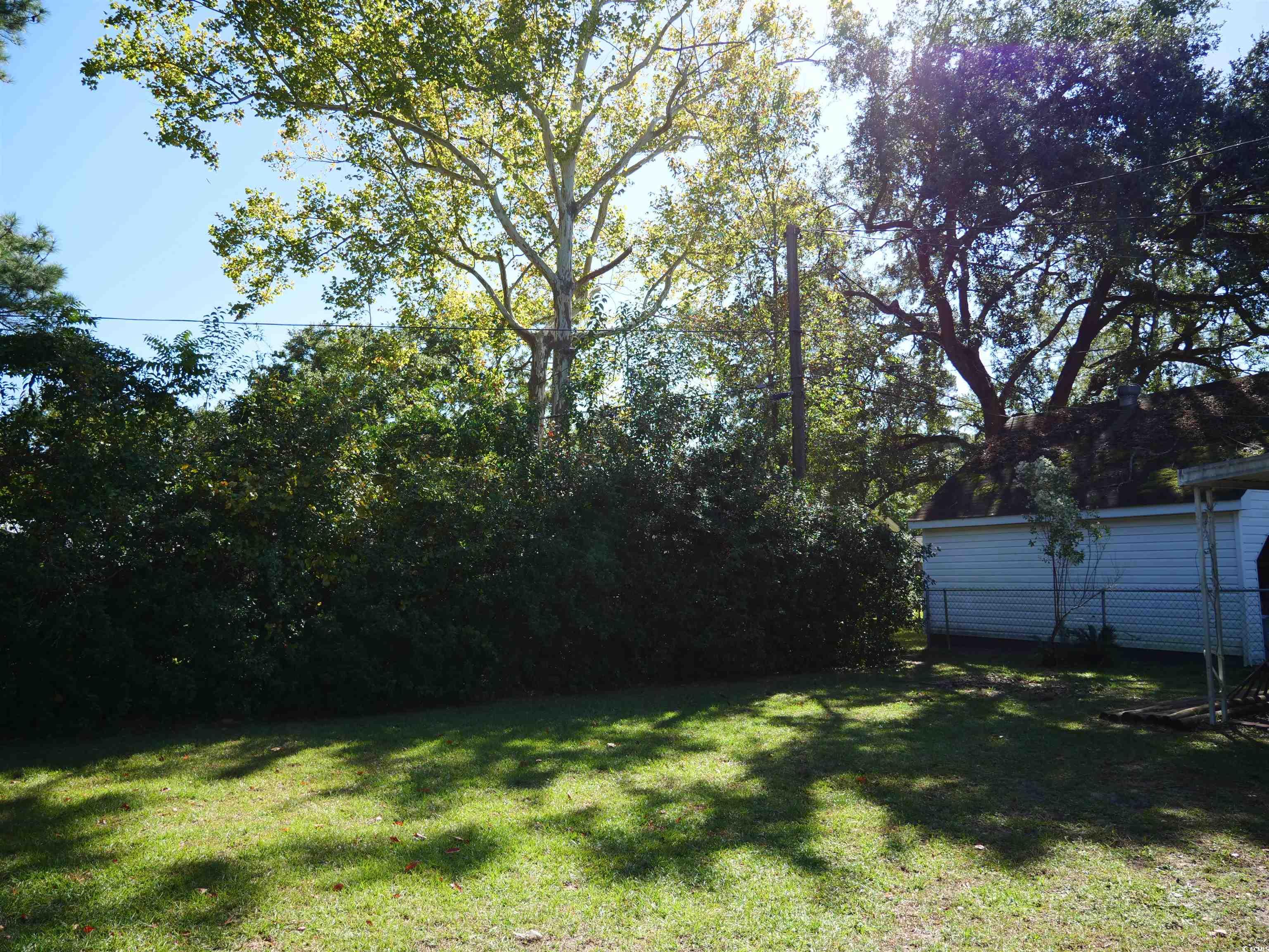 1713 Oak St. Property Photo 21