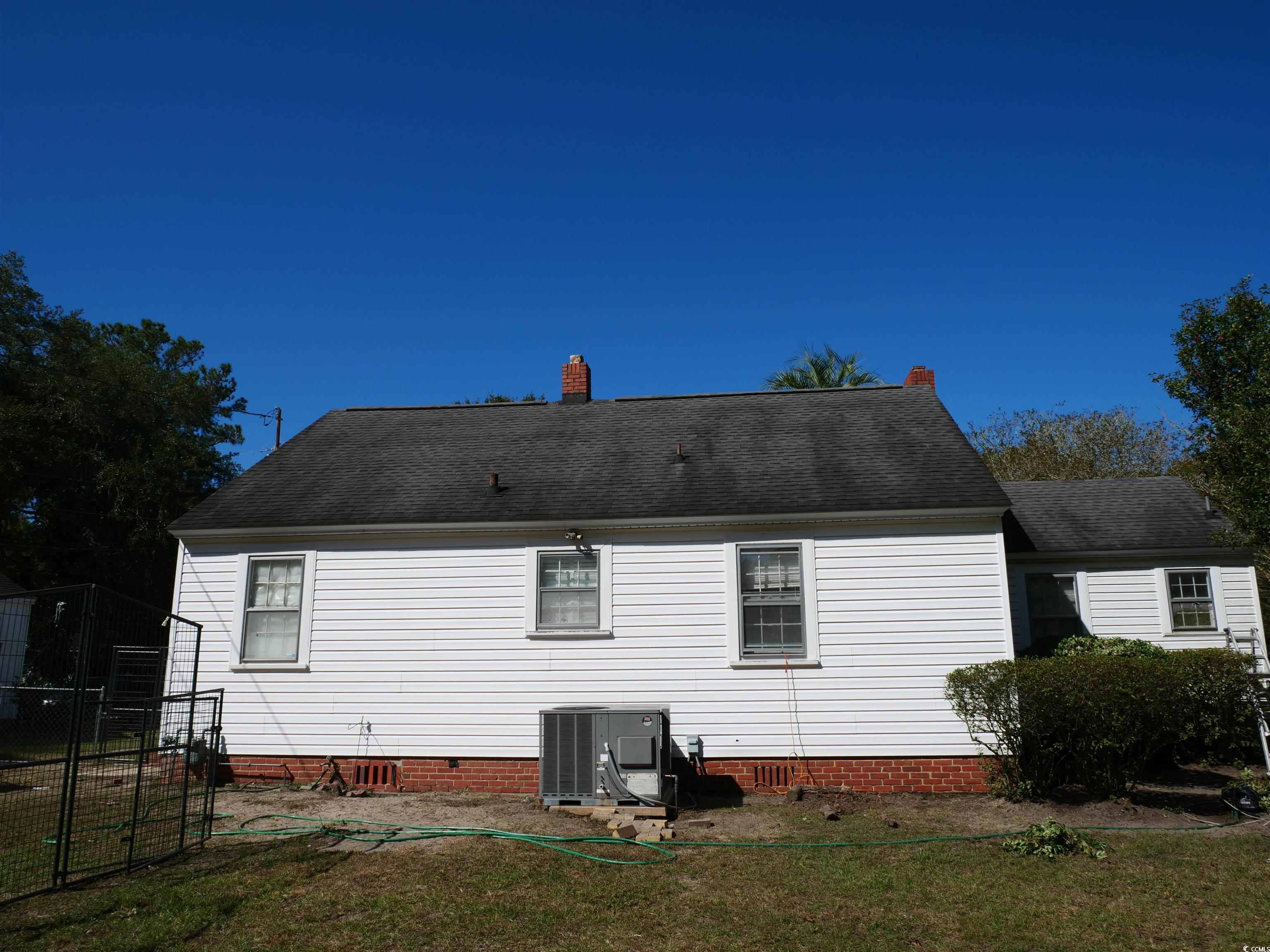 1713 Oak St. Property Photo 25