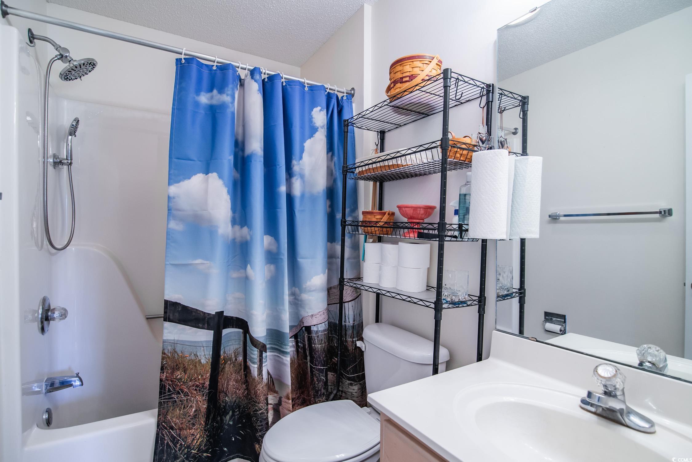 1052 Vestry Dr. Property Photo 31