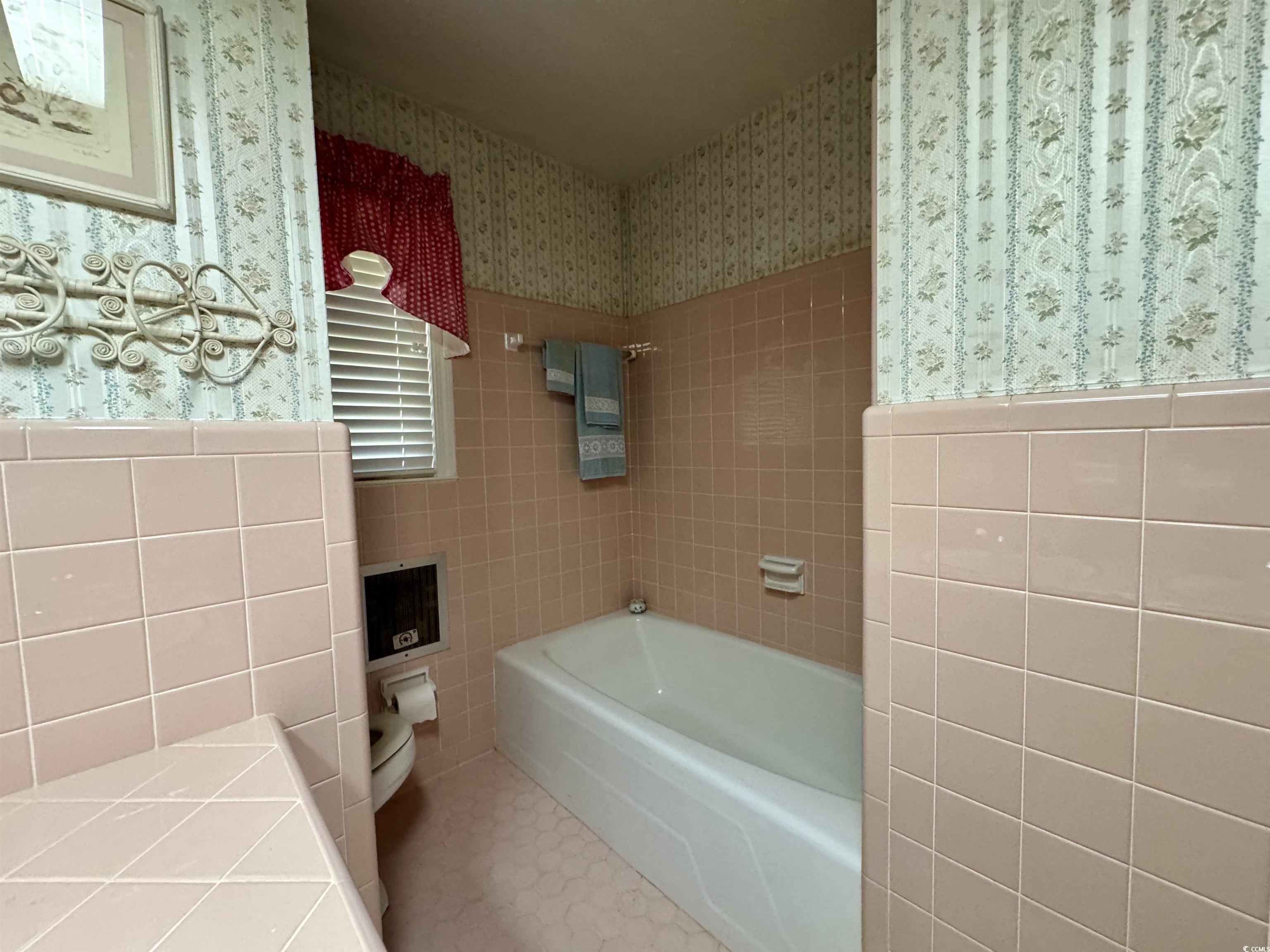 90 Gordon Ave Property Photo 21