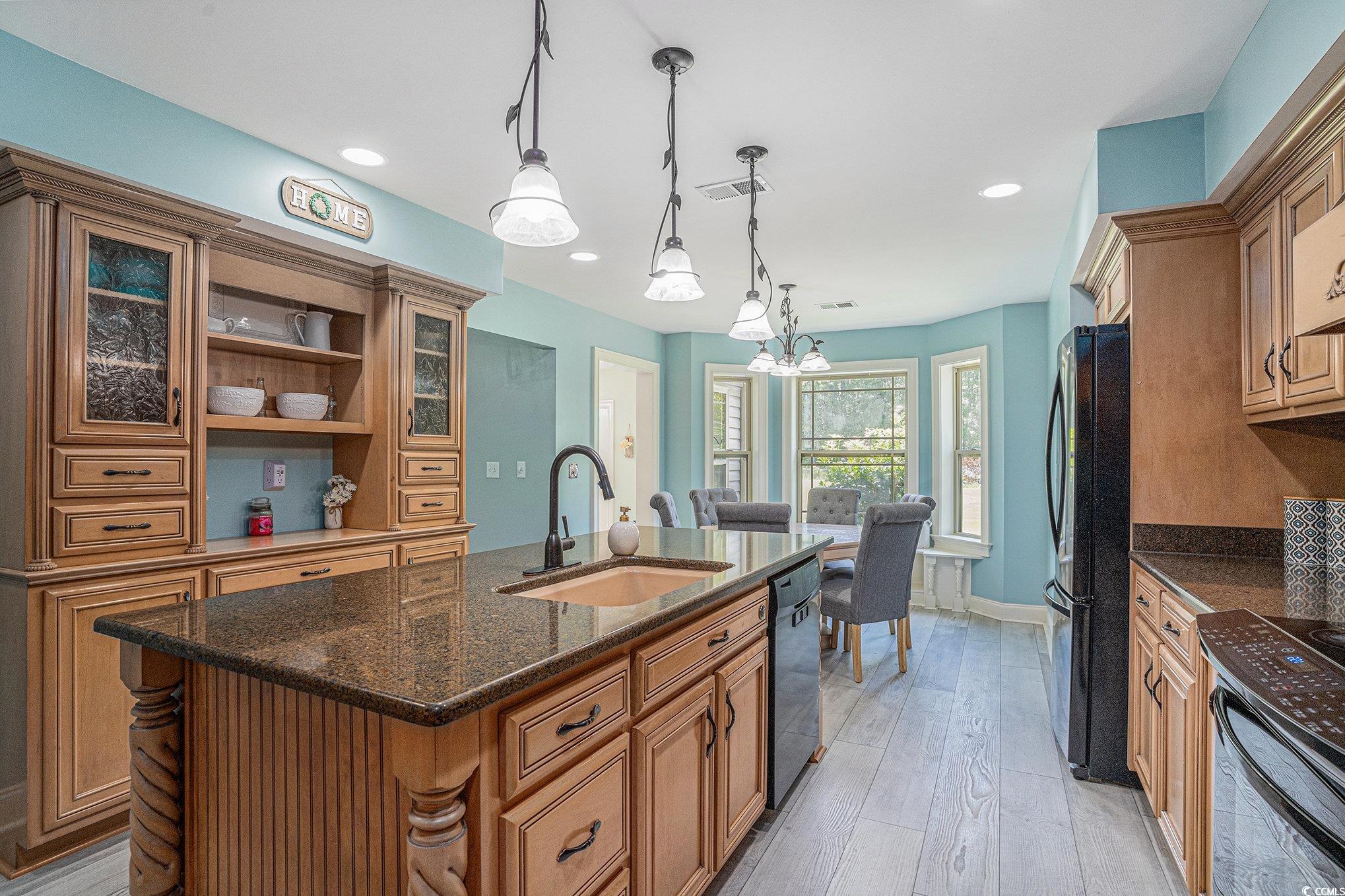 5858 Bluewater Rd. Property Photo 10