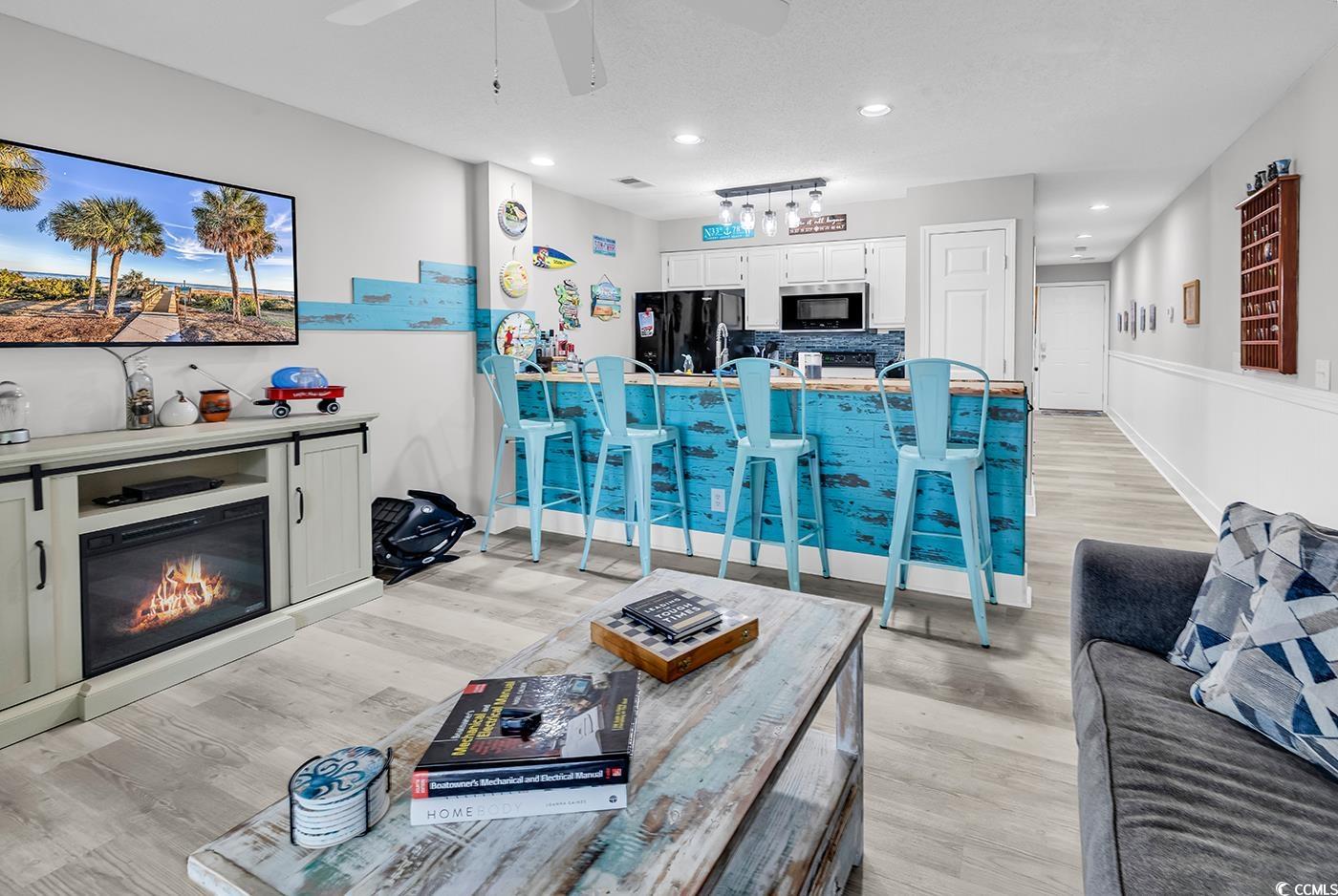 1900 Duffy St. Property Photo 4