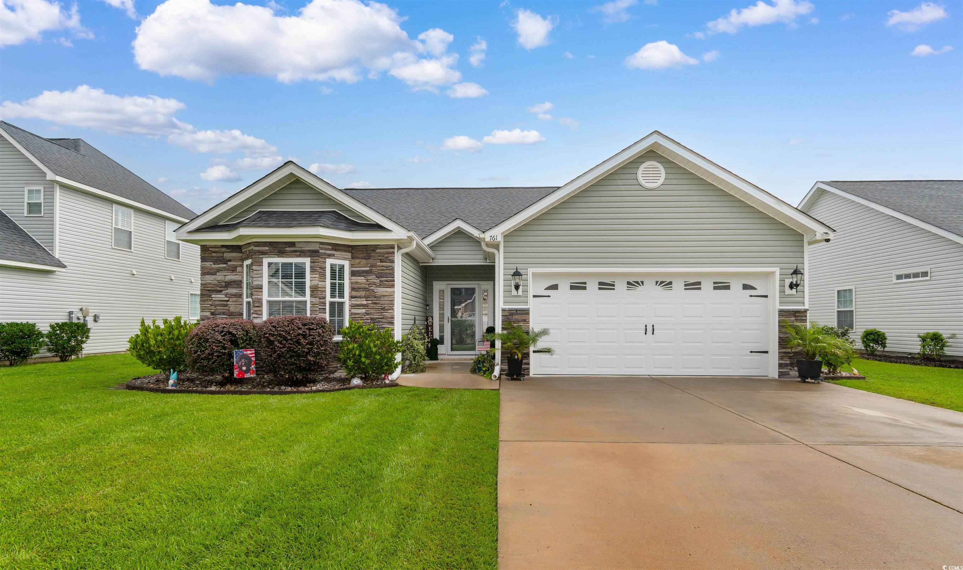 761 Hobonny Loop Property Photo 1
