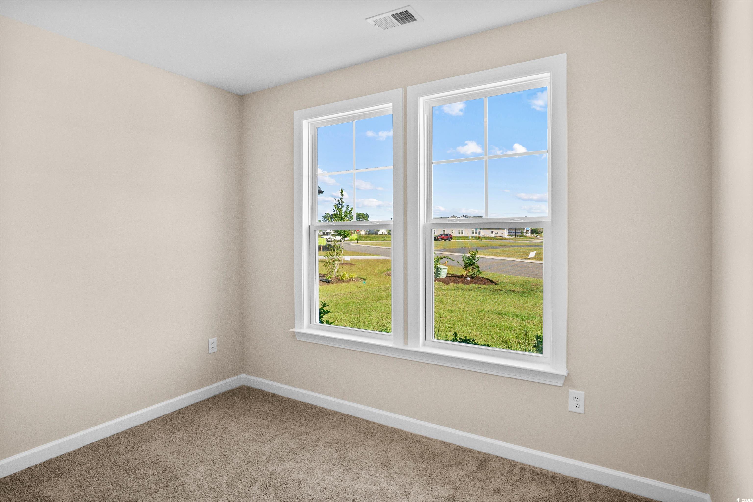 1212 Needle Grass Loop Property Photo 14