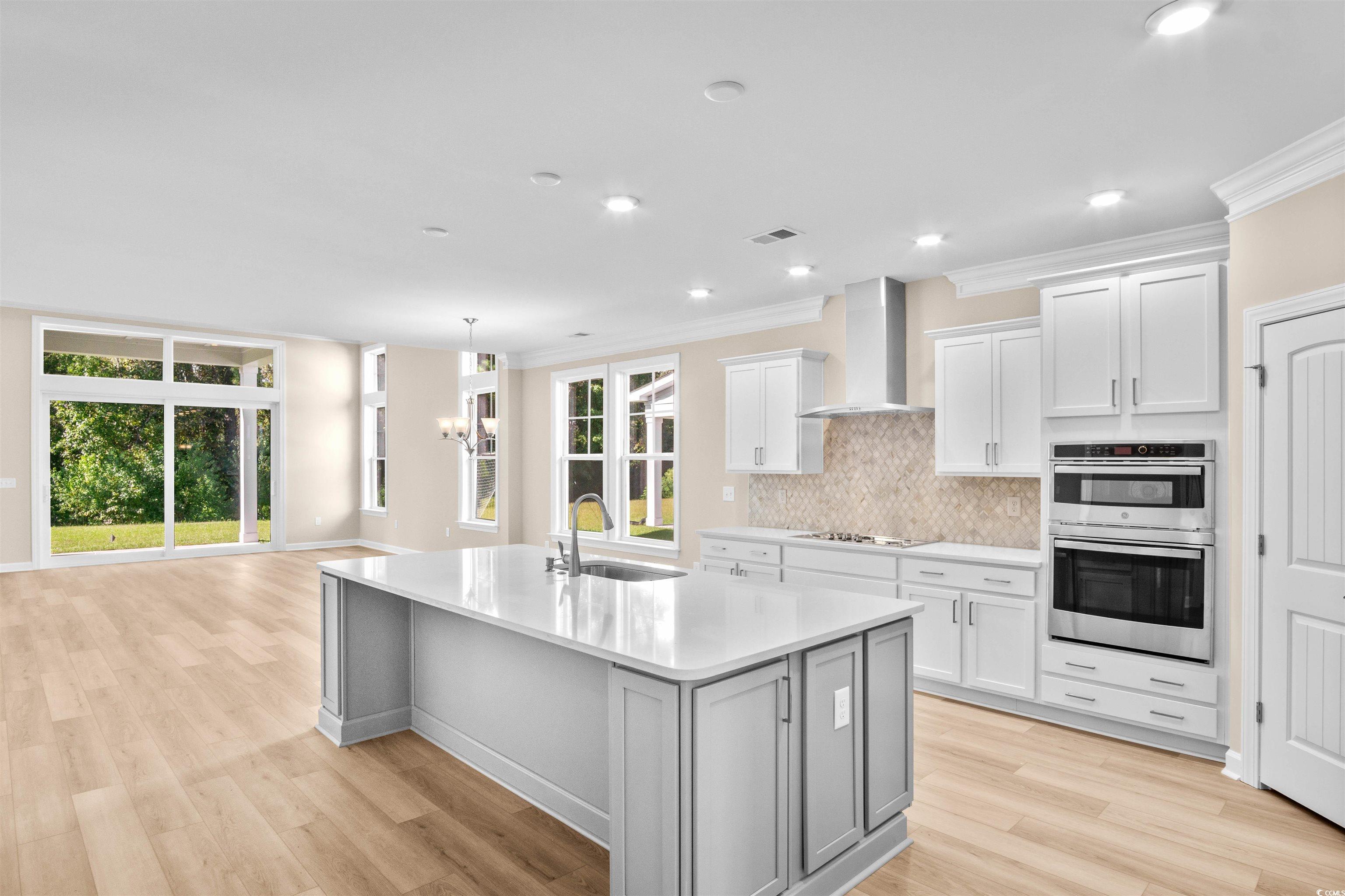 1212 Needle Grass Loop Property Photo 19