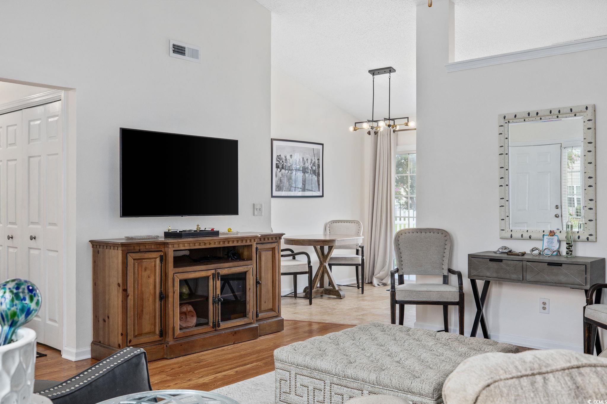 168 Palladium Dr. Property Photo 5