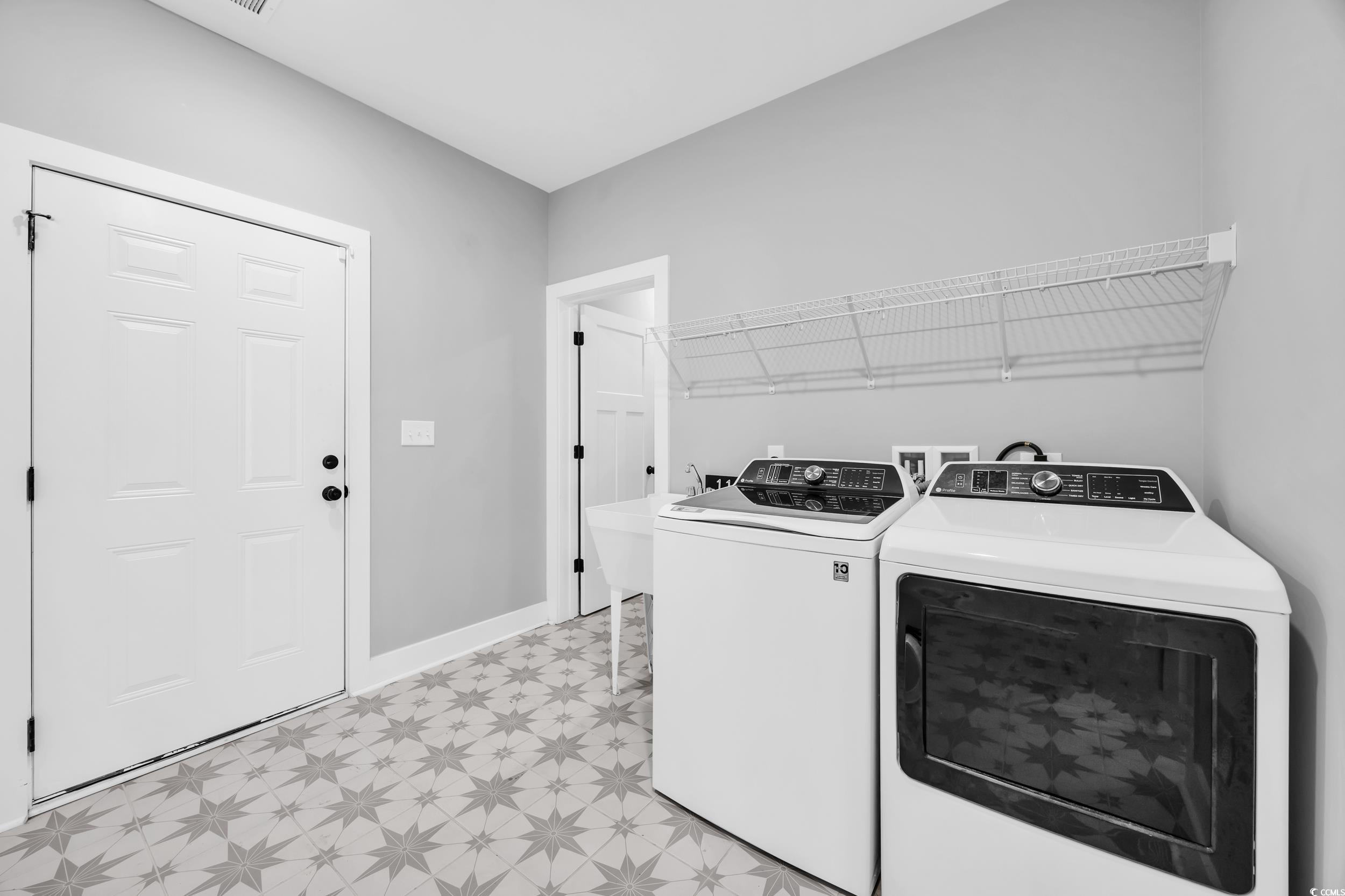 1121 Grimes St. Property Photo 28