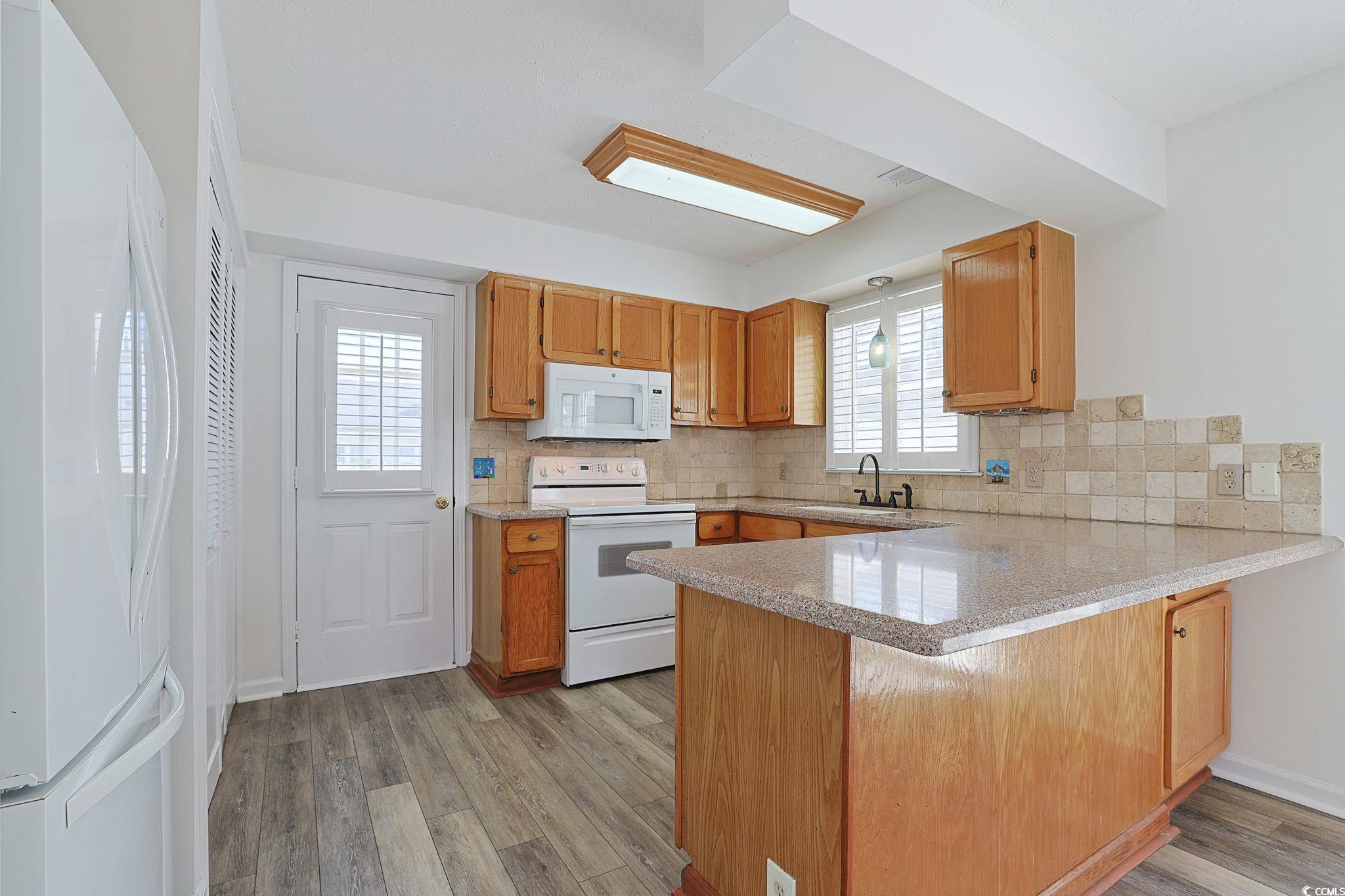 908 Tiffany Ln. Property Photo 7