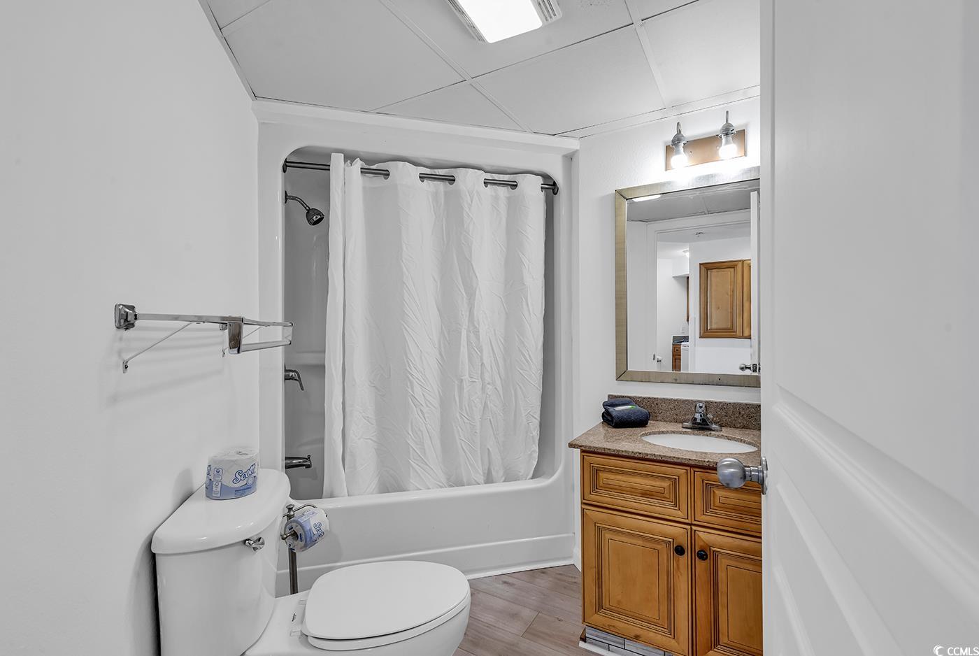 7100 Ocean Blvd. N Property Photo 10