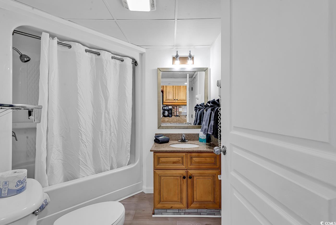 7100 Ocean Blvd. N Property Photo 11