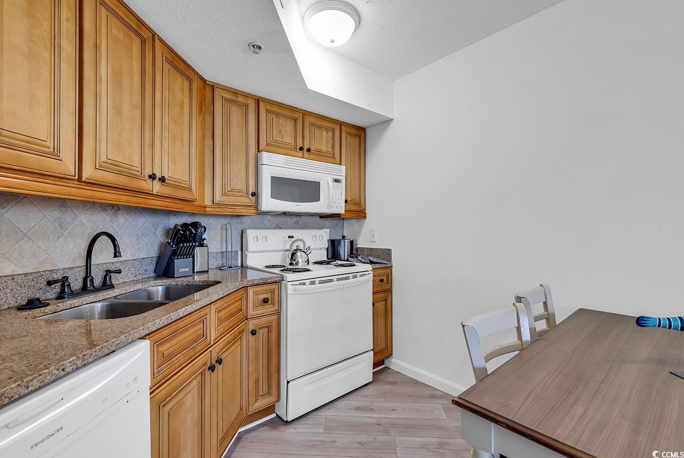 7100 Ocean Blvd. N Property Photo 15