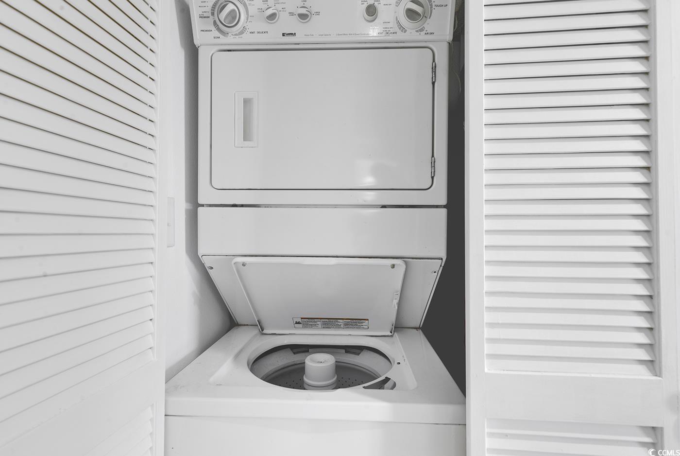 7100 Ocean Blvd. N Property Photo 22