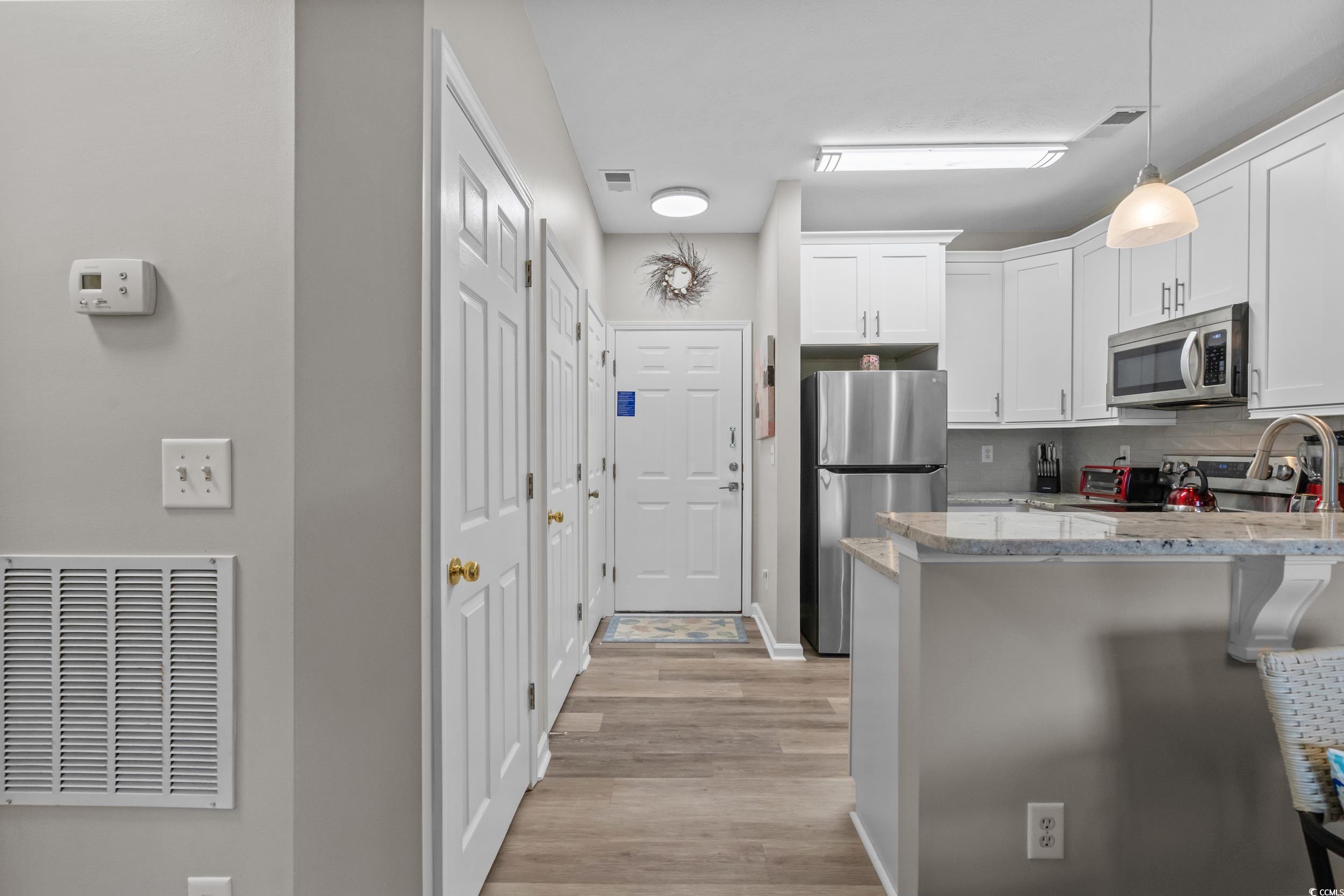 476 River Oaks Dr. Property Photo 4