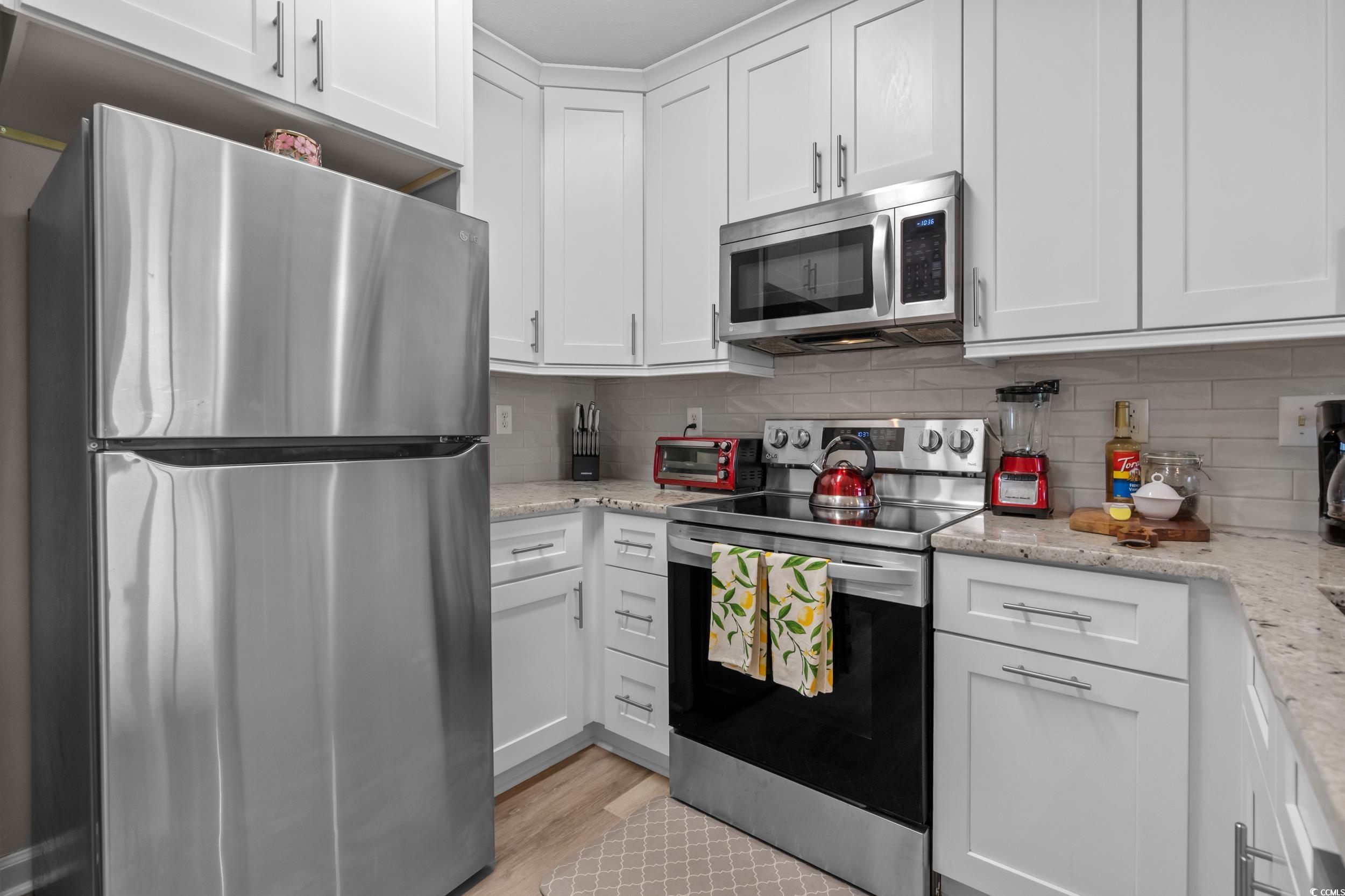 476 River Oaks Dr. Property Photo 9