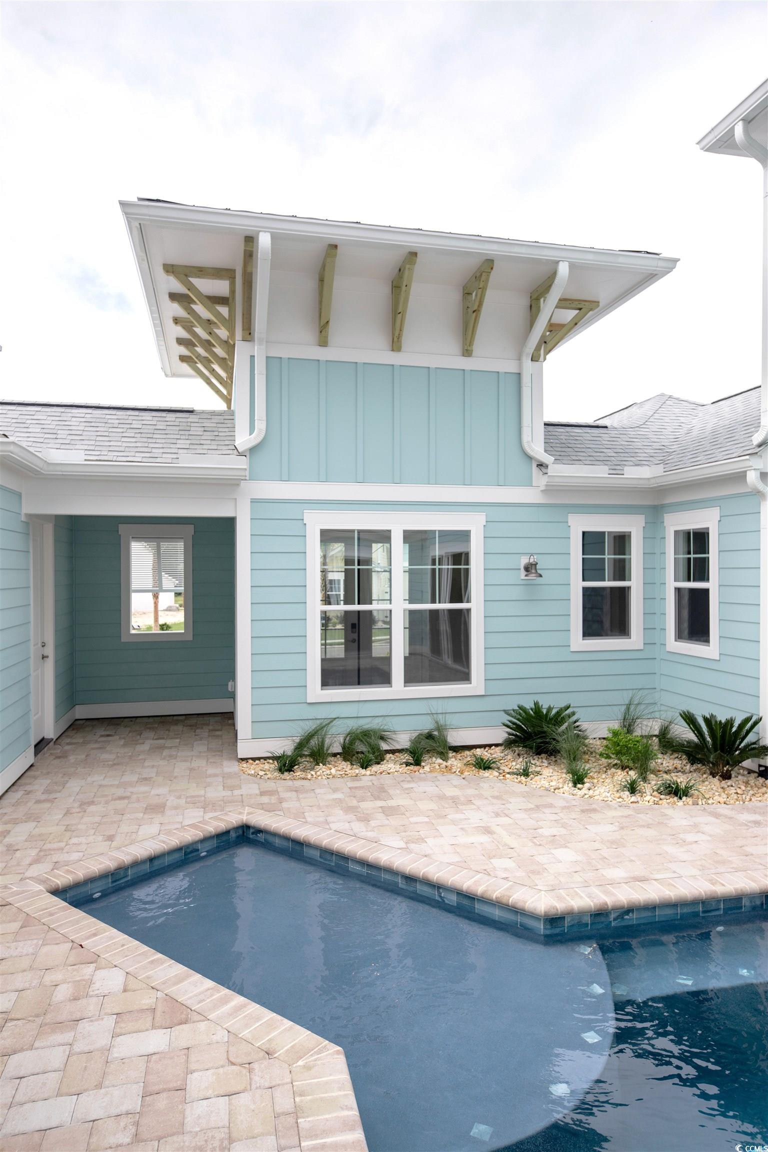 1976 Indigo Cove Way Property Photo 2