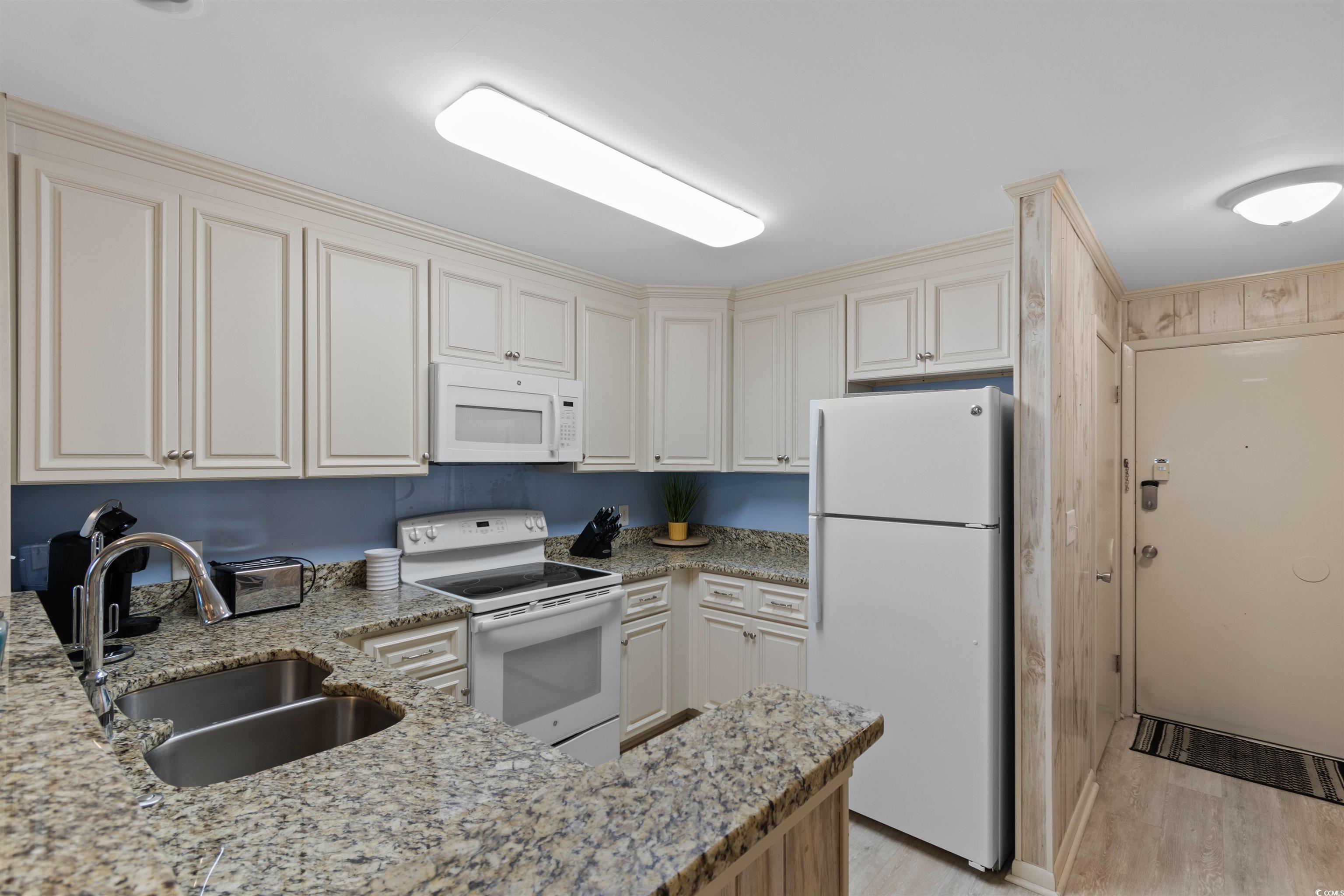 4315 S Ocean Blvd. Property Photo 4