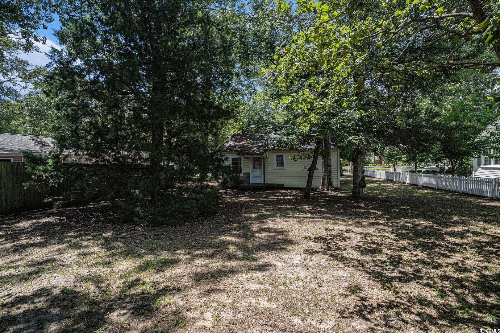 606 Moore St. Property Photo 24