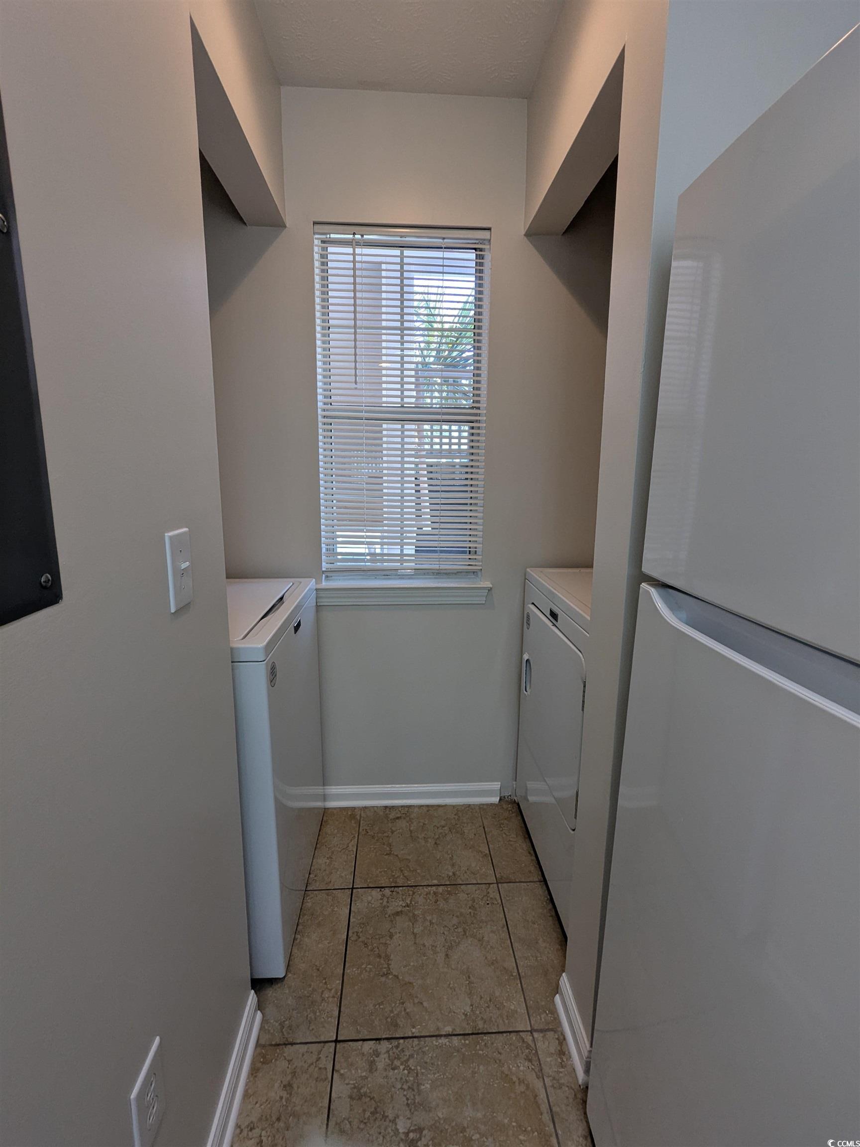 627 Waterway Village Blvd Property Photo 7