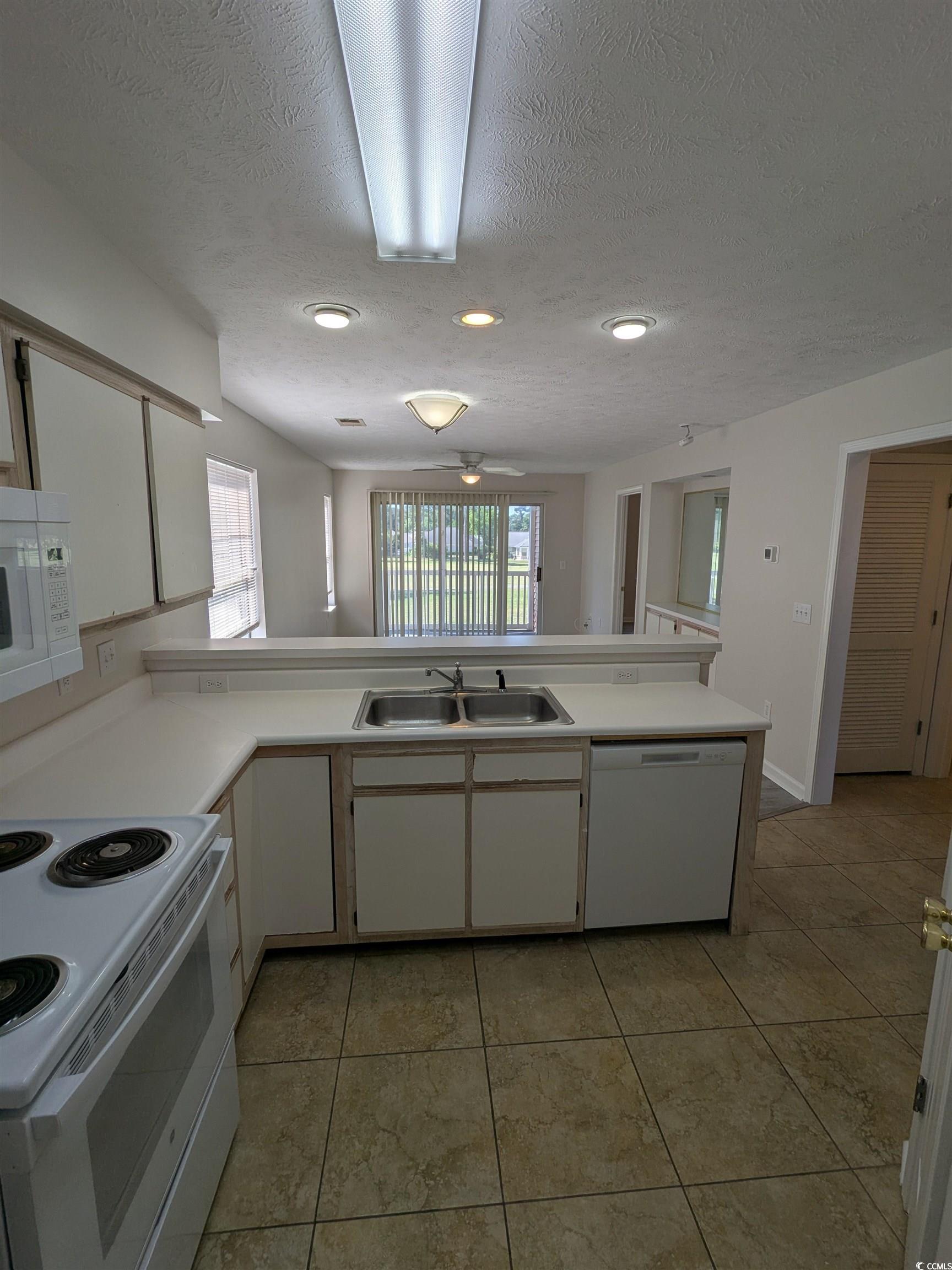 627 Waterway Village Blvd Property Photo 8