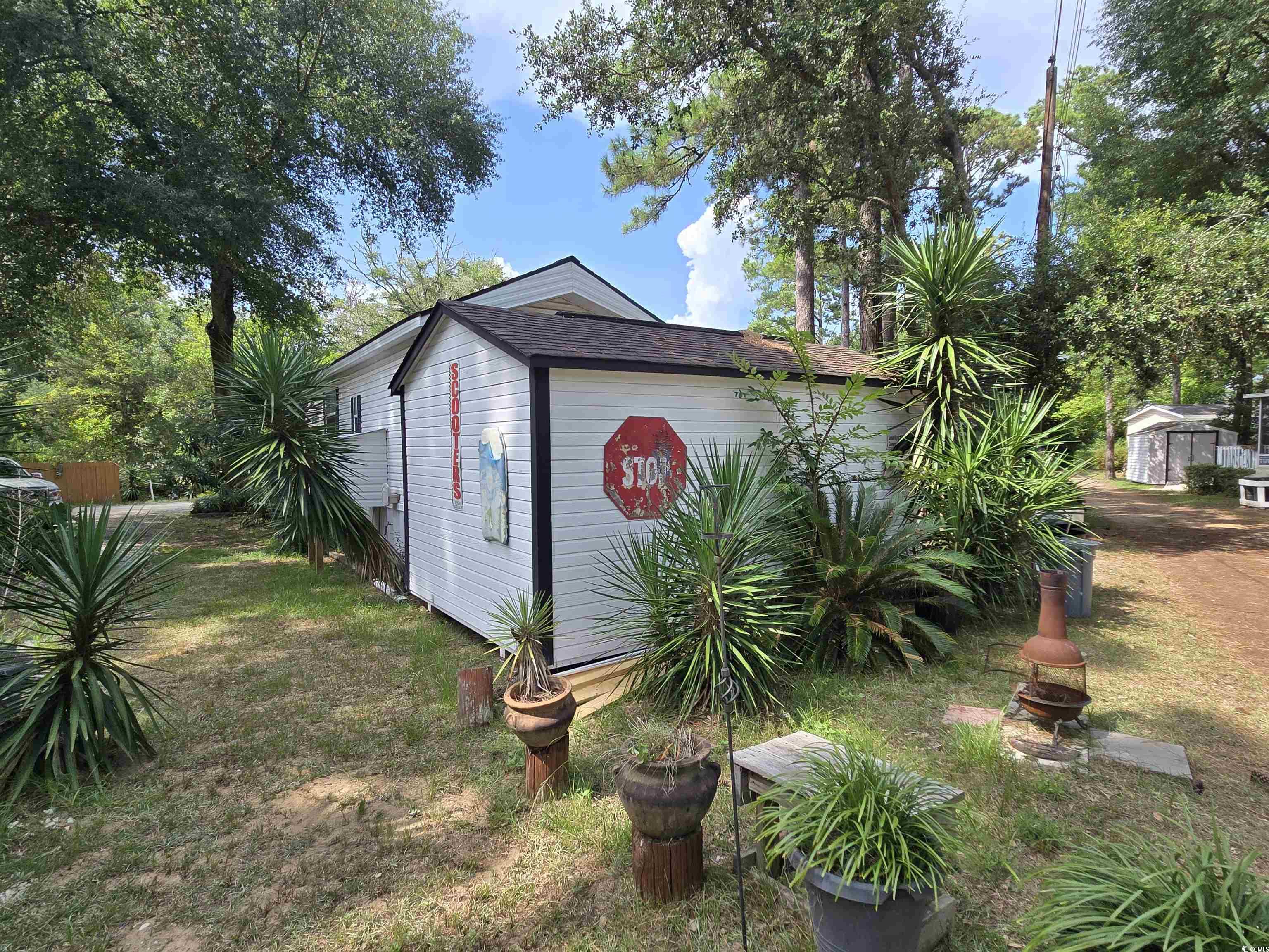 435 East Bank Dr. Property Photo 8