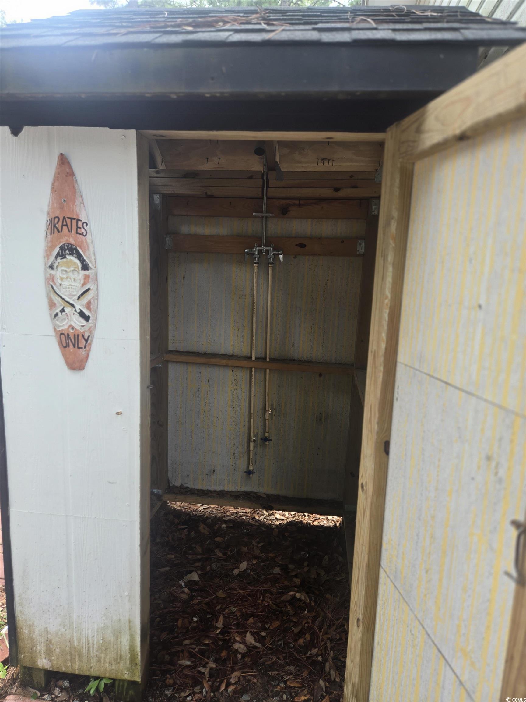 435 East Bank Dr. Property Photo 11