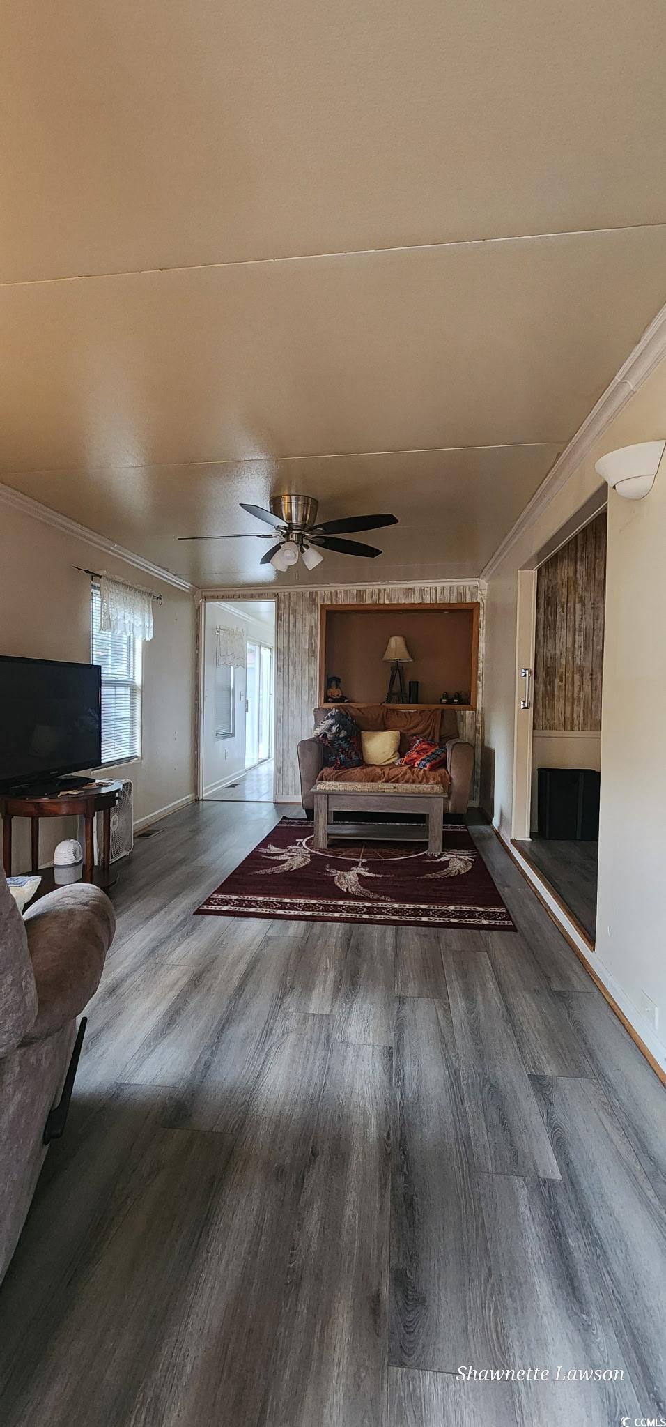 435 East Bank Dr. Property Photo 17