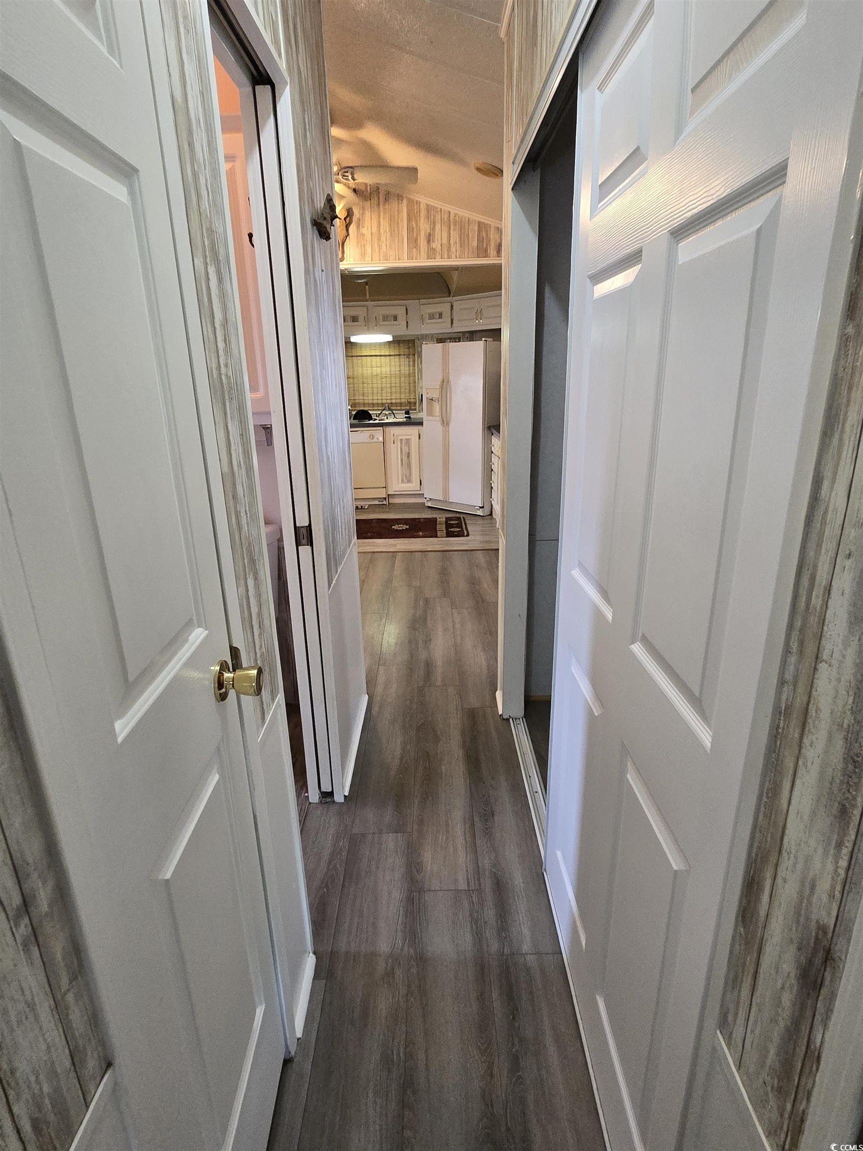 435 East Bank Dr. Property Photo 29