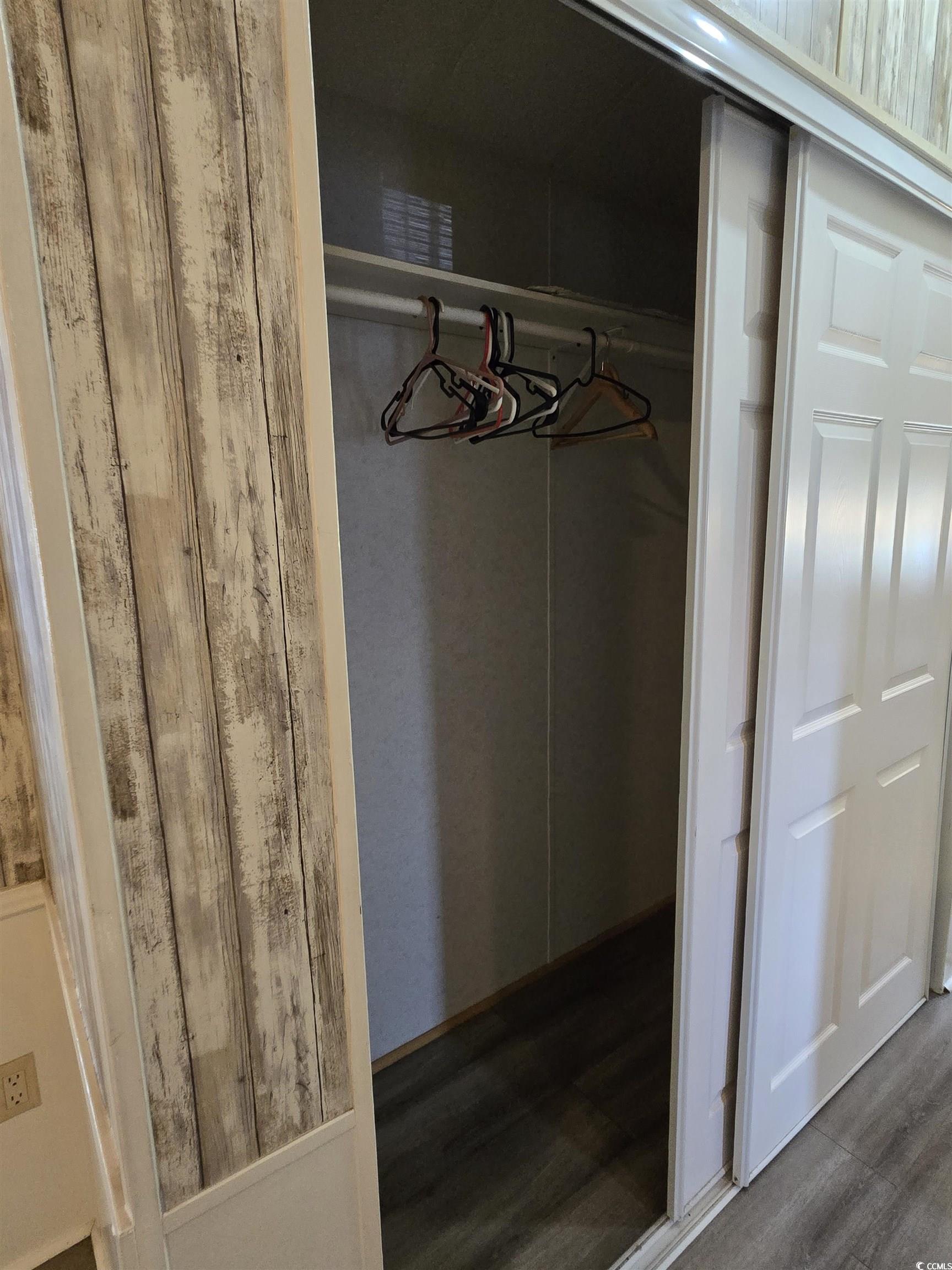 435 East Bank Dr. Property Photo 31