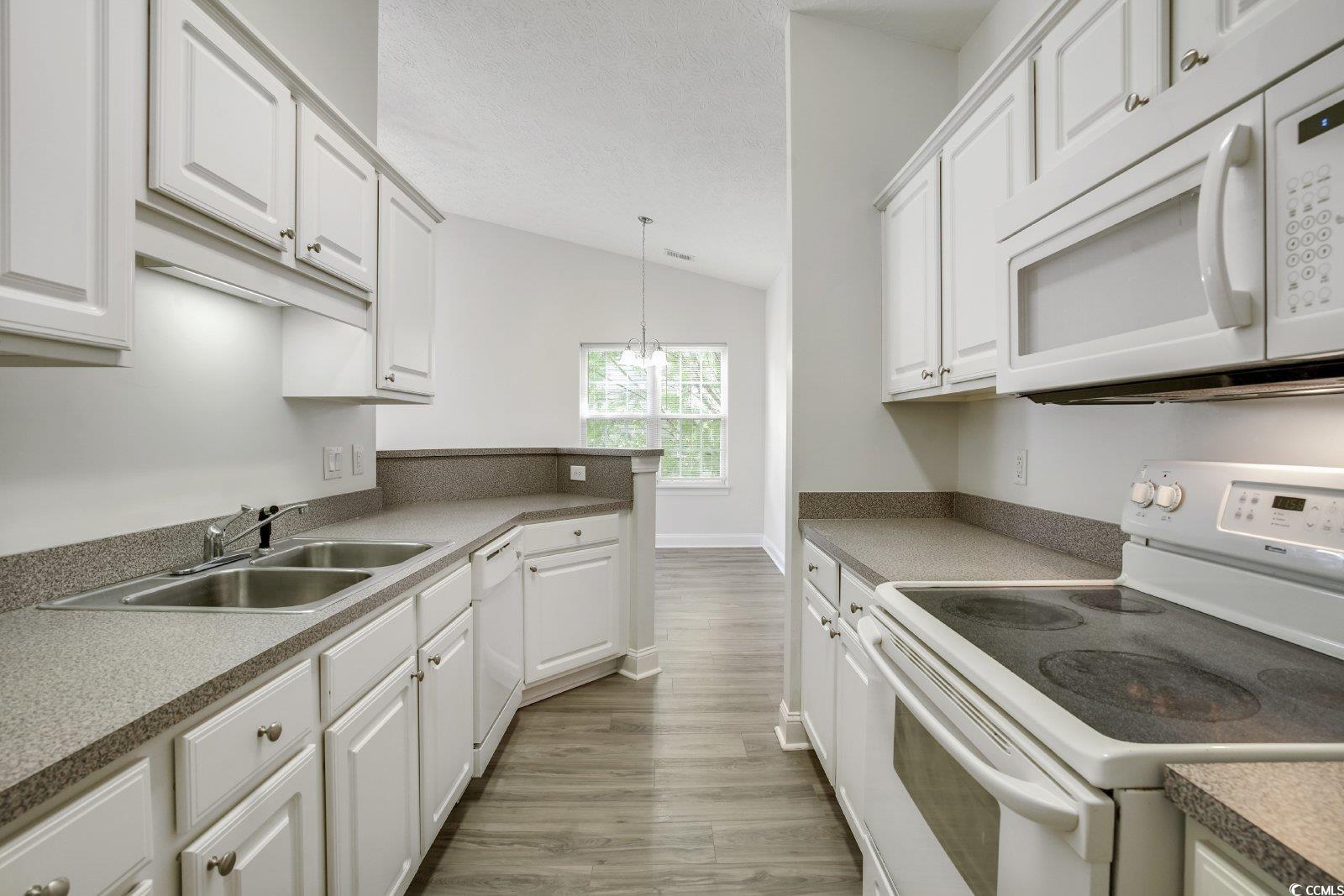 1113 Peace Pipe Pl. Property Photo 6