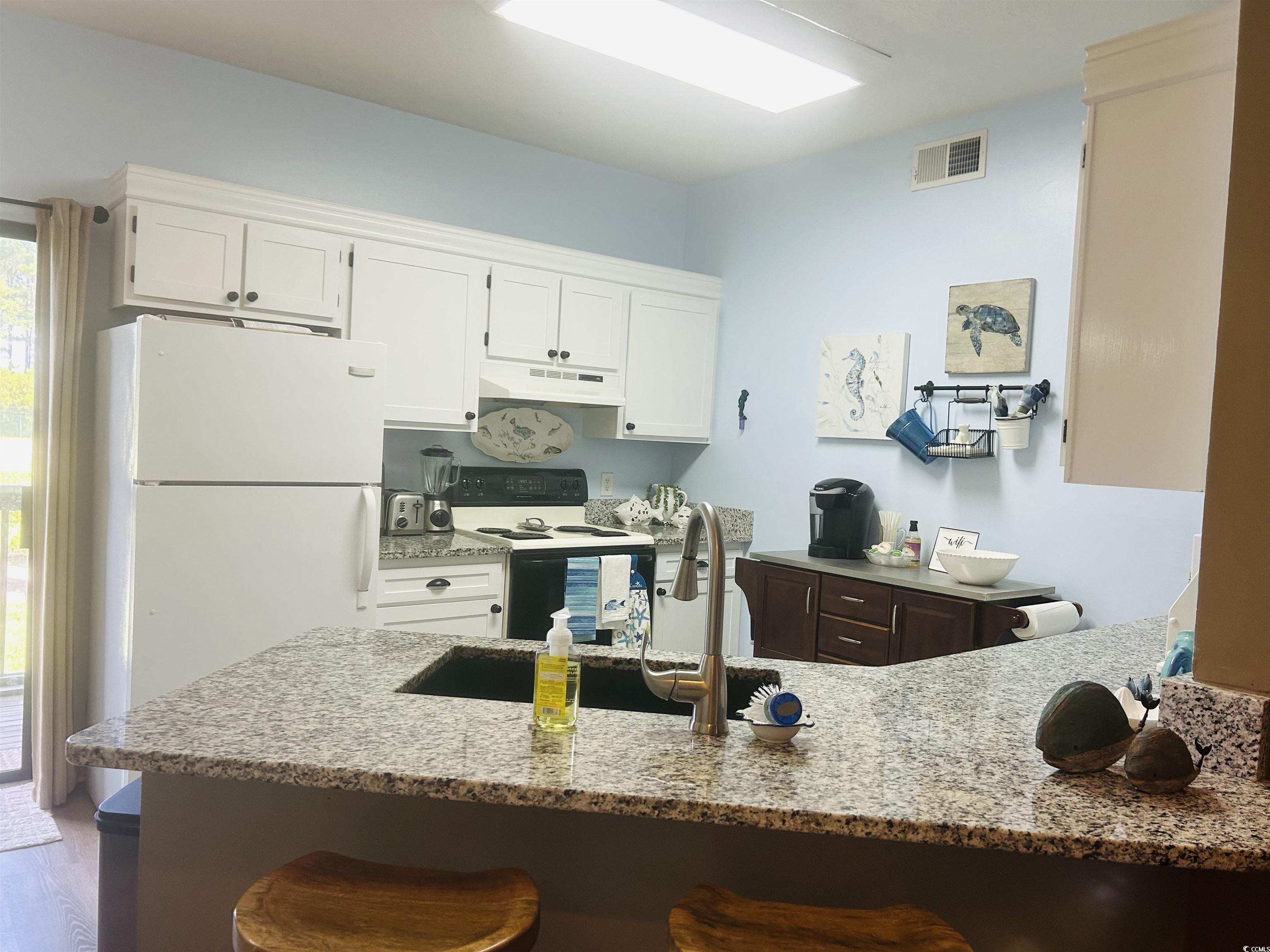 1356 Glenns Bay Rd. Property Photo 10