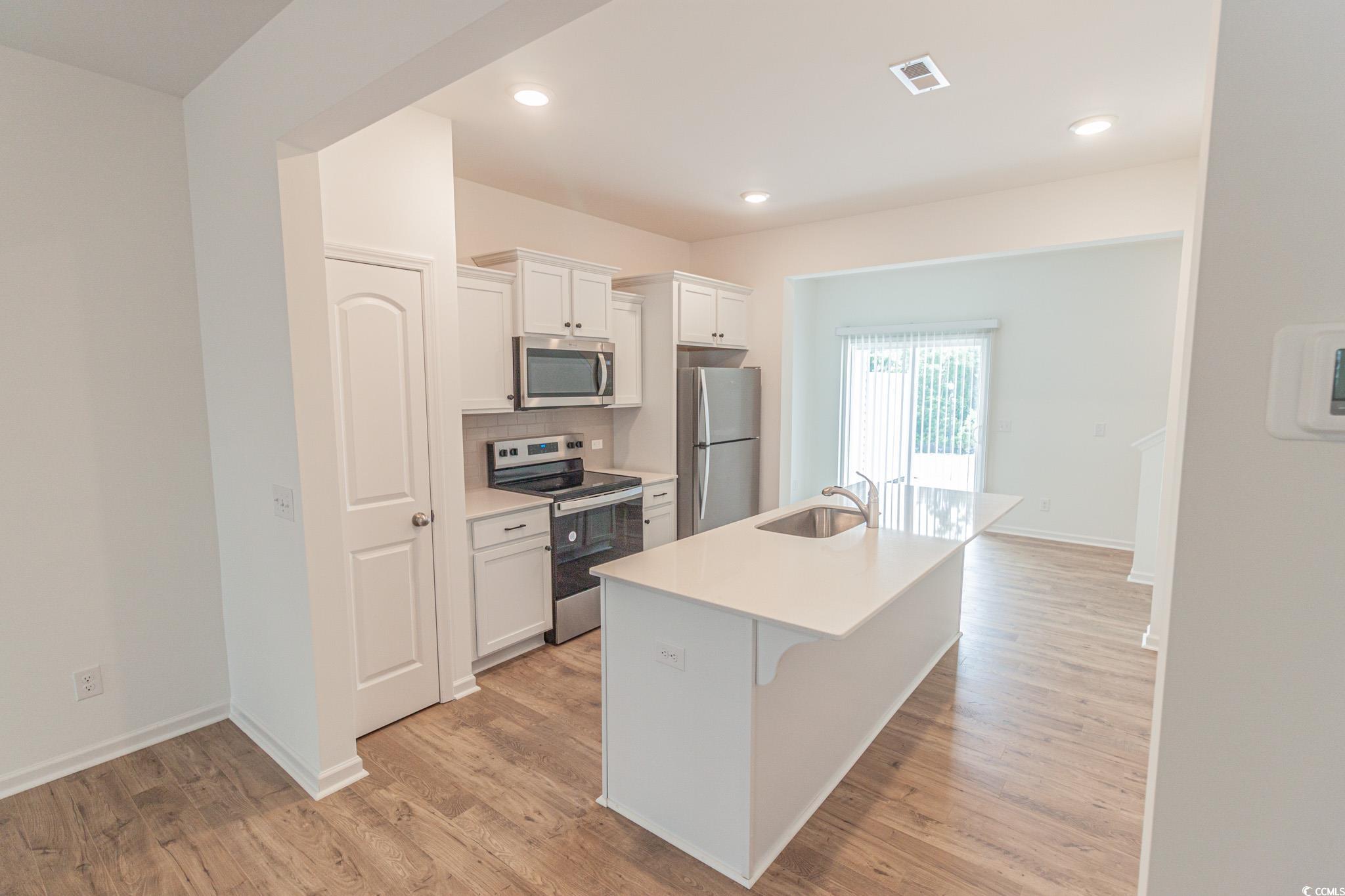 195 Crescent Way Property Photo 5