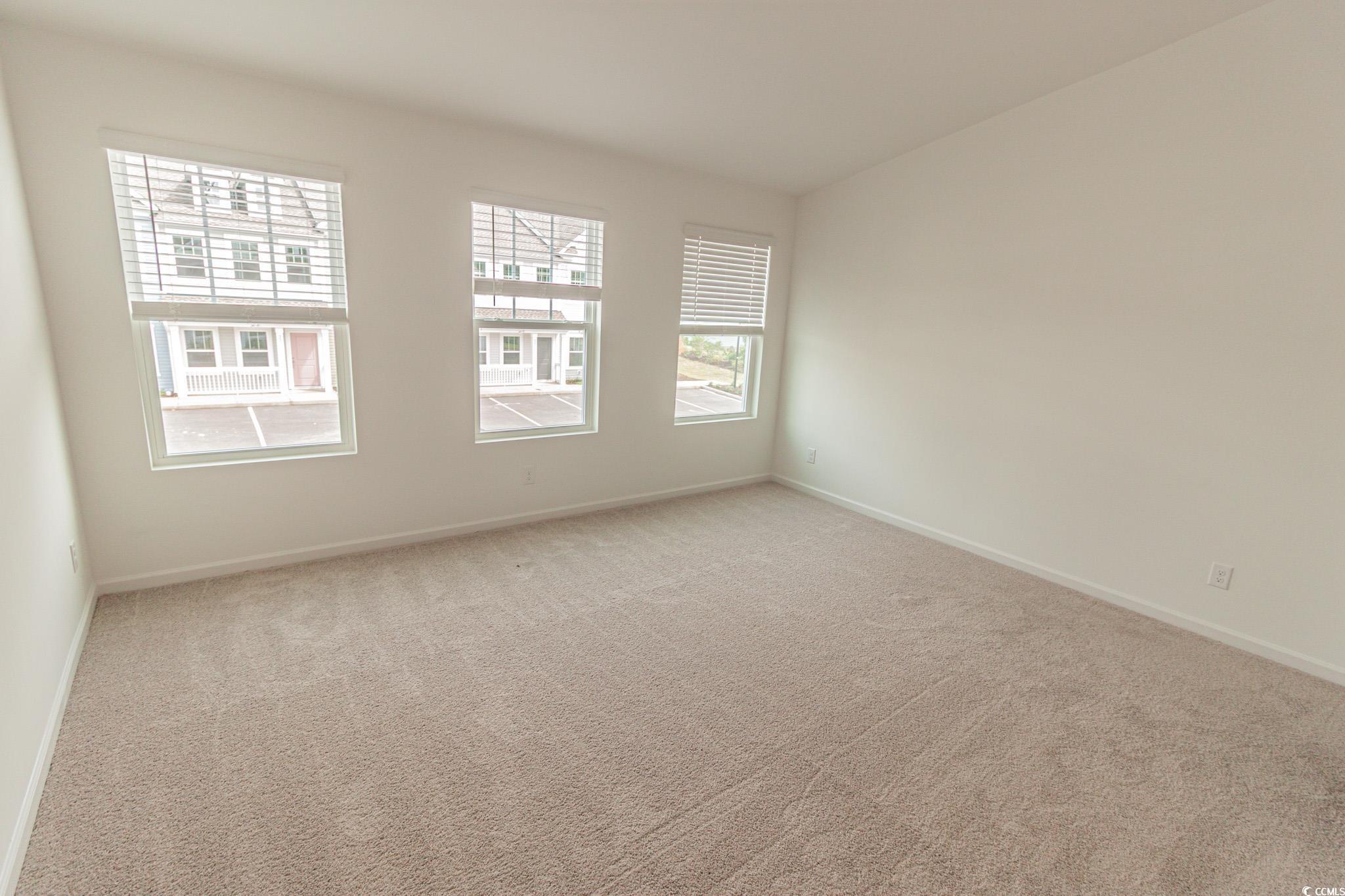 195 Crescent Way Property Photo 10