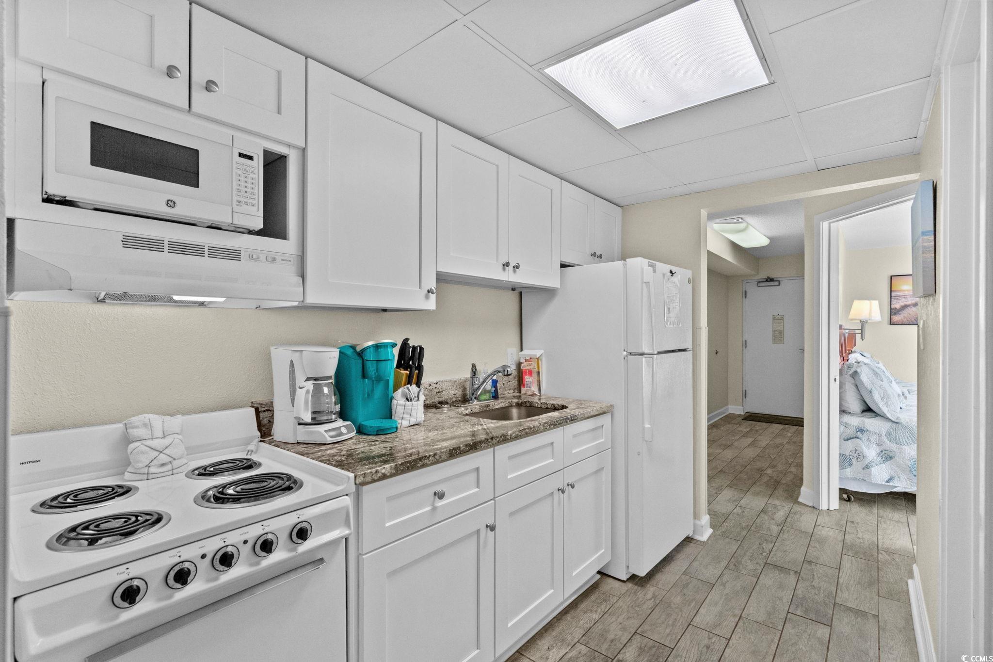 2300 N Ocean Blvd. Property Photo 21