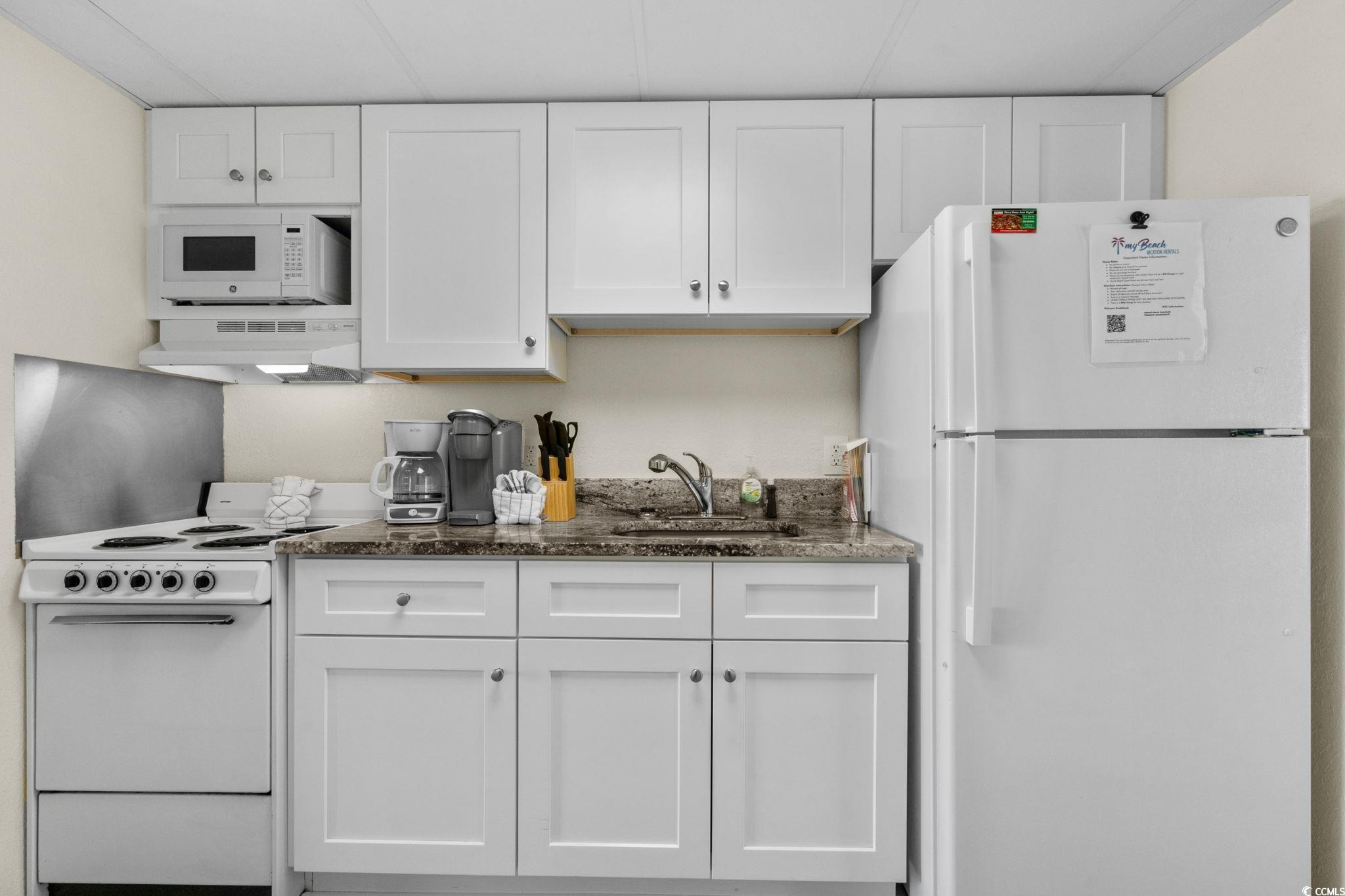 2300 N Ocean Blvd. Property Photo 22