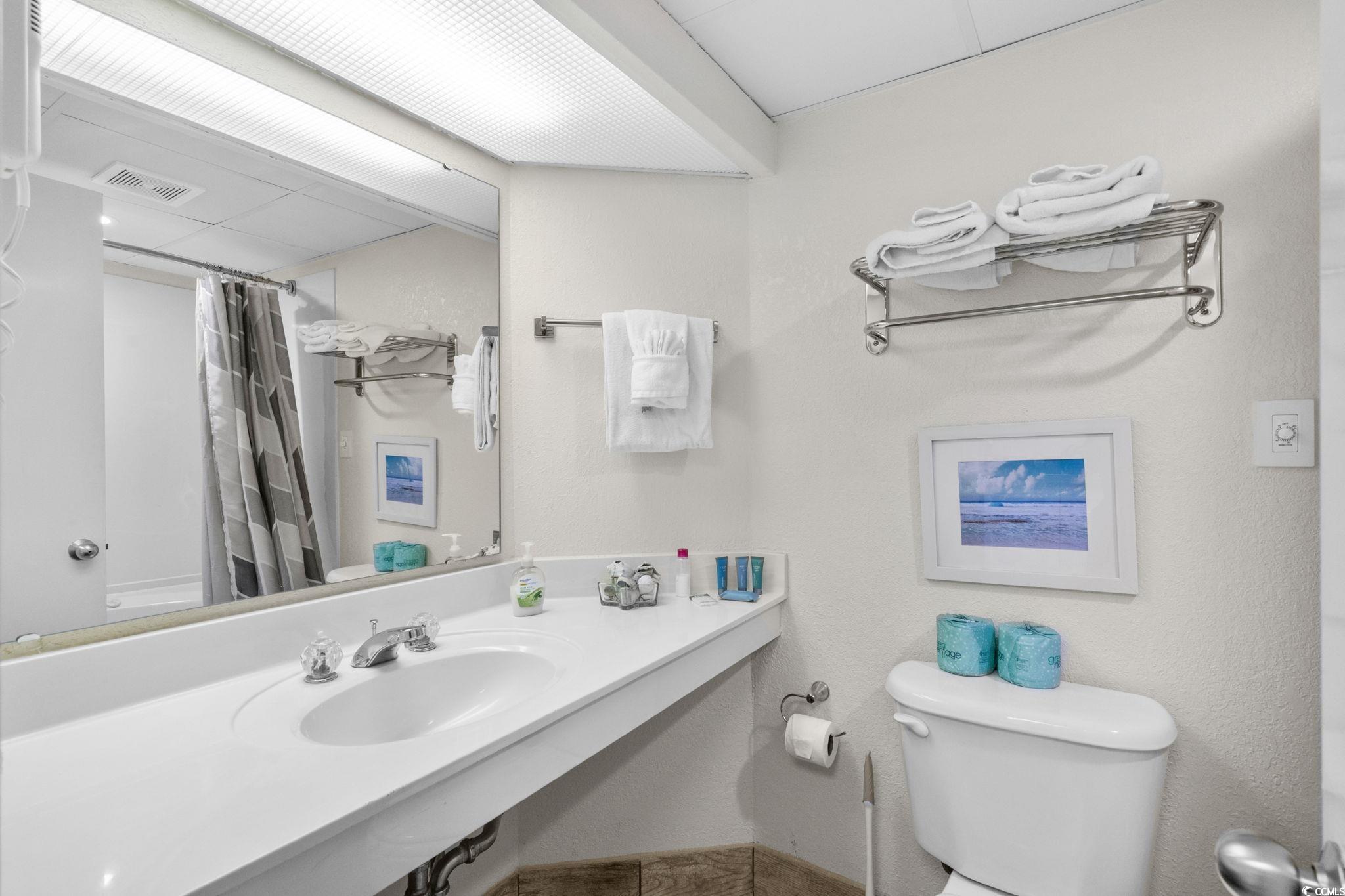 2300 N Ocean Blvd. Property Photo 30