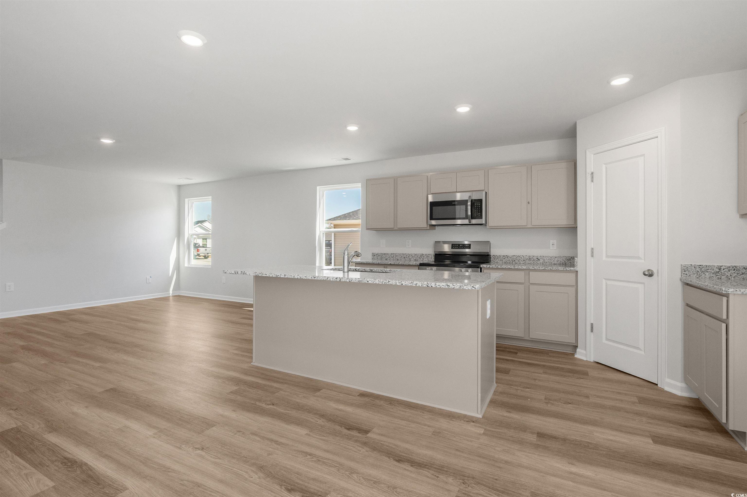 21 Cape Point Dr. Property Photo 8