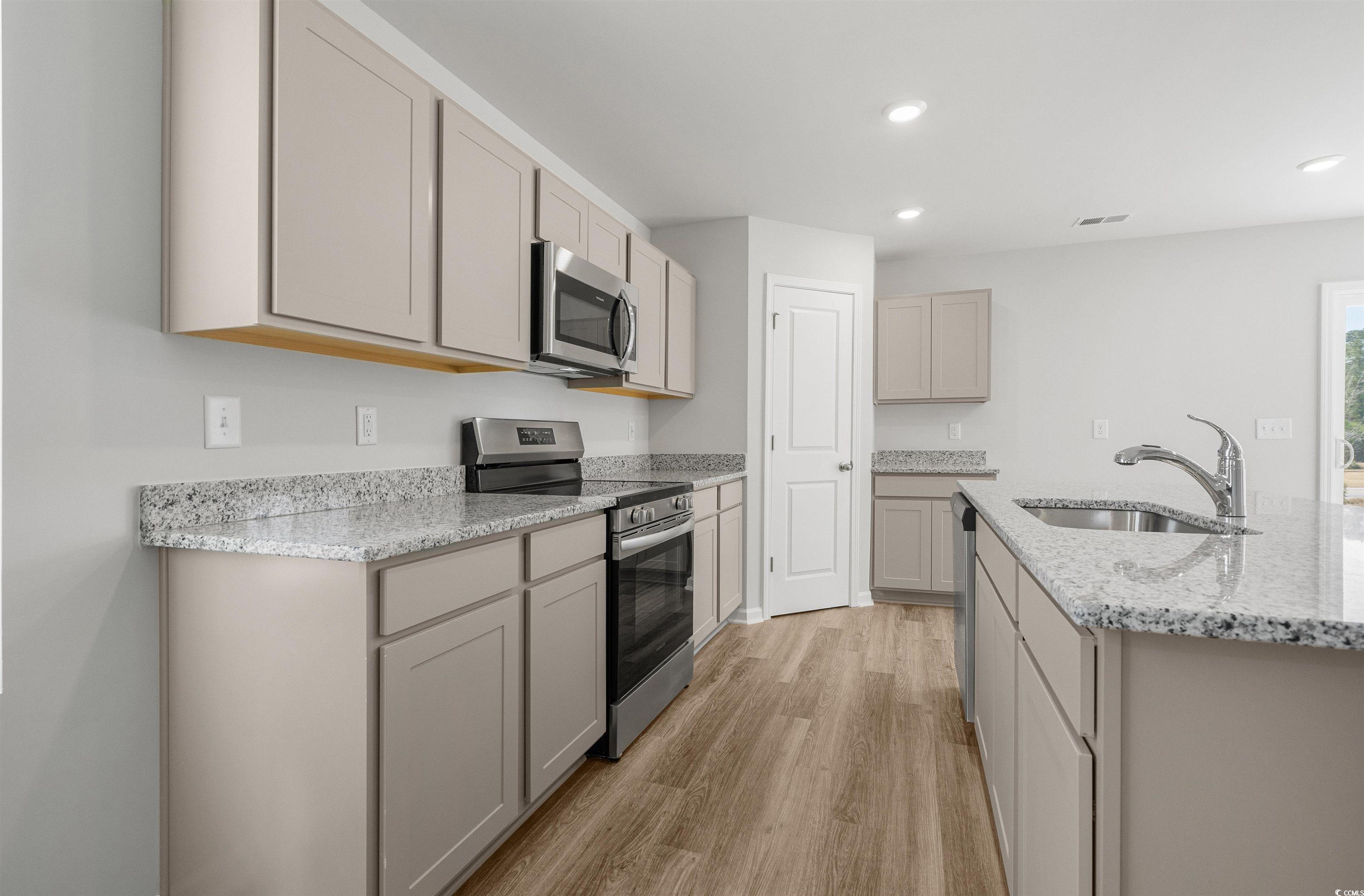 21 Cape Point Dr. Property Photo 11