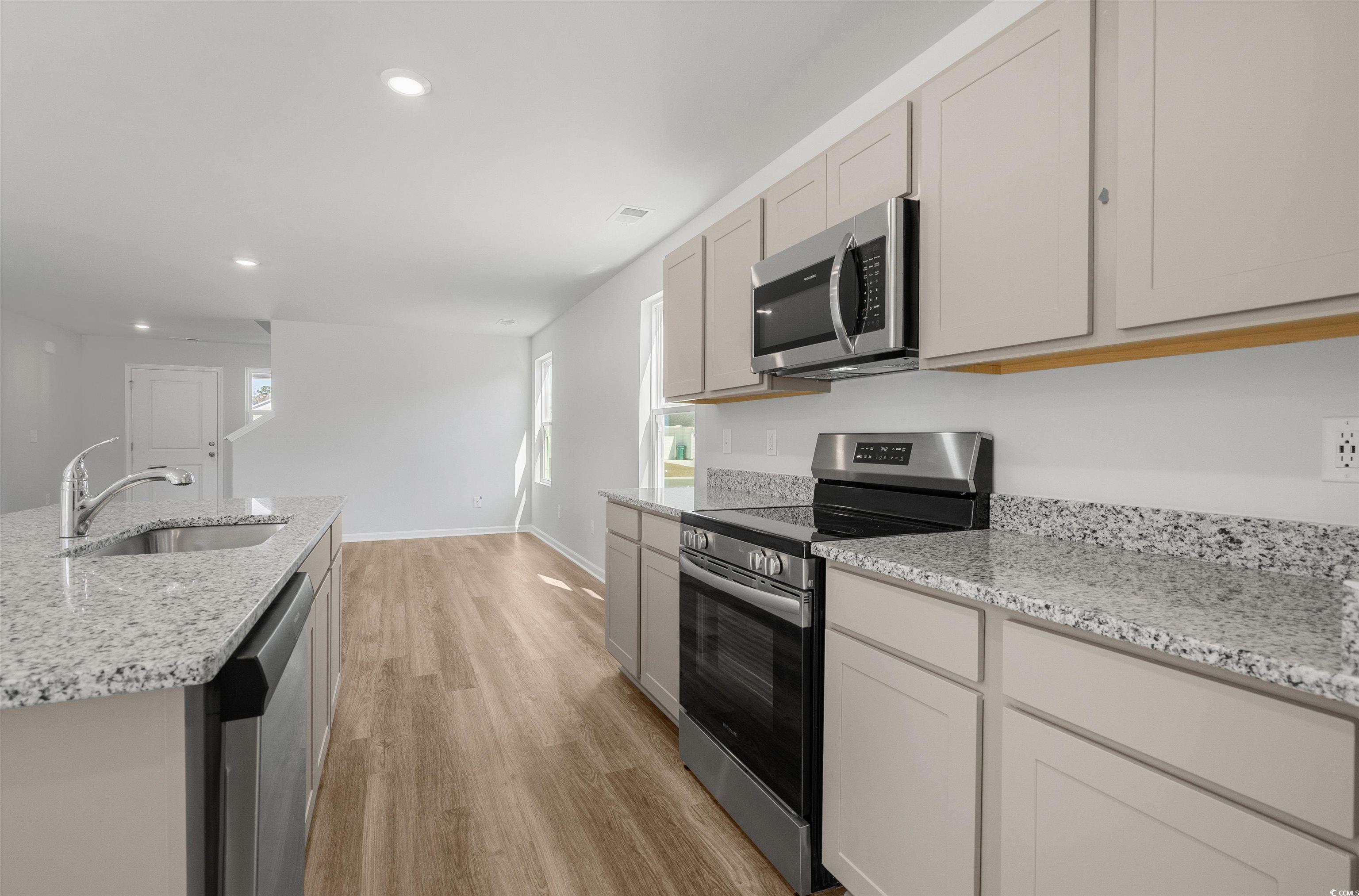 21 Cape Point Dr. Property Photo 14