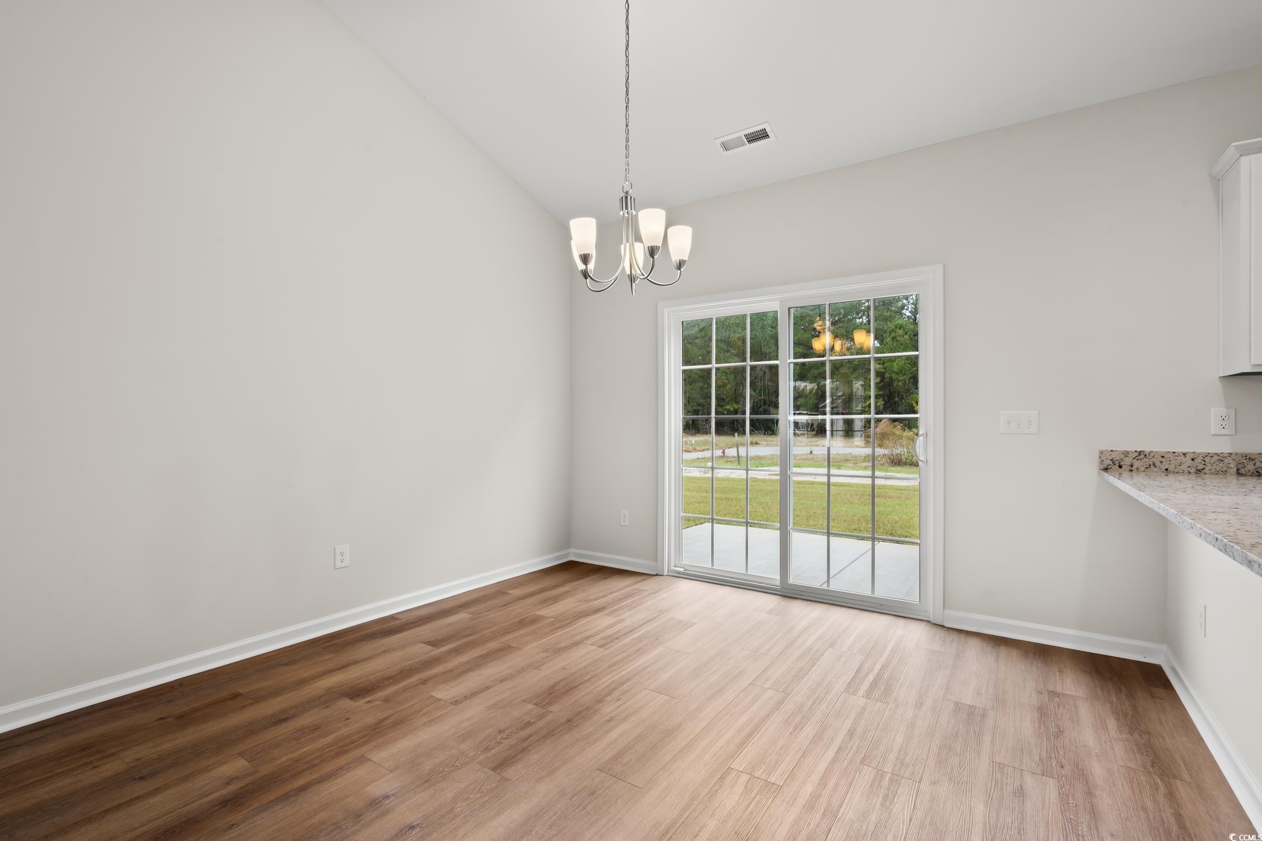 164 Double Pond Dr Property Photo 6