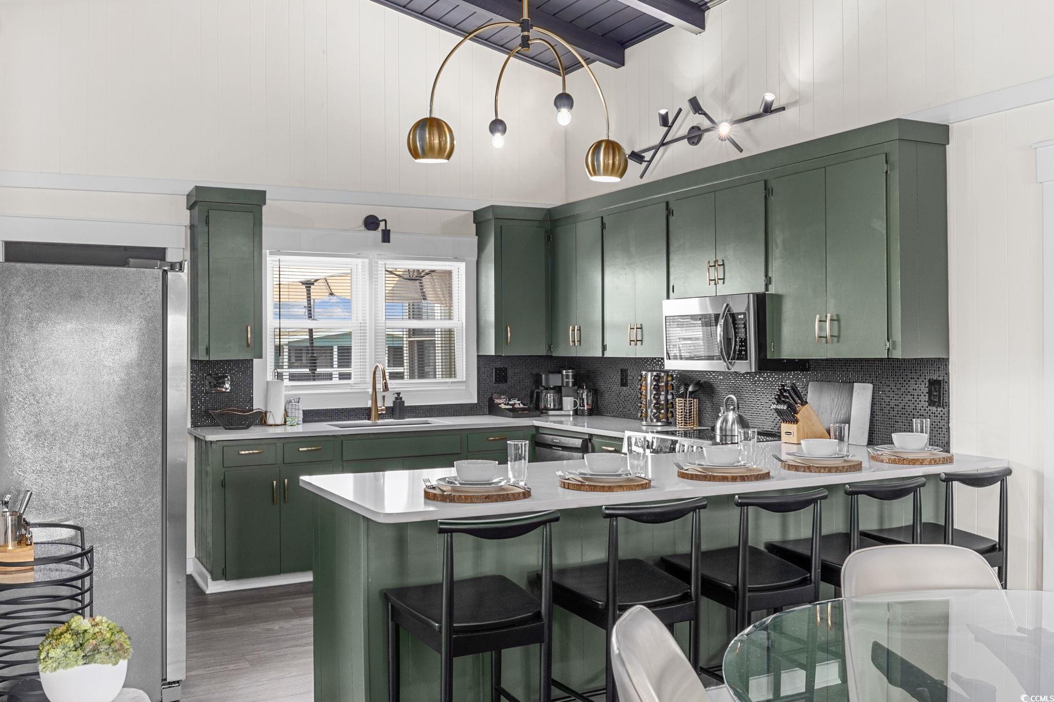 324 54th Ave. N Property Photo 9