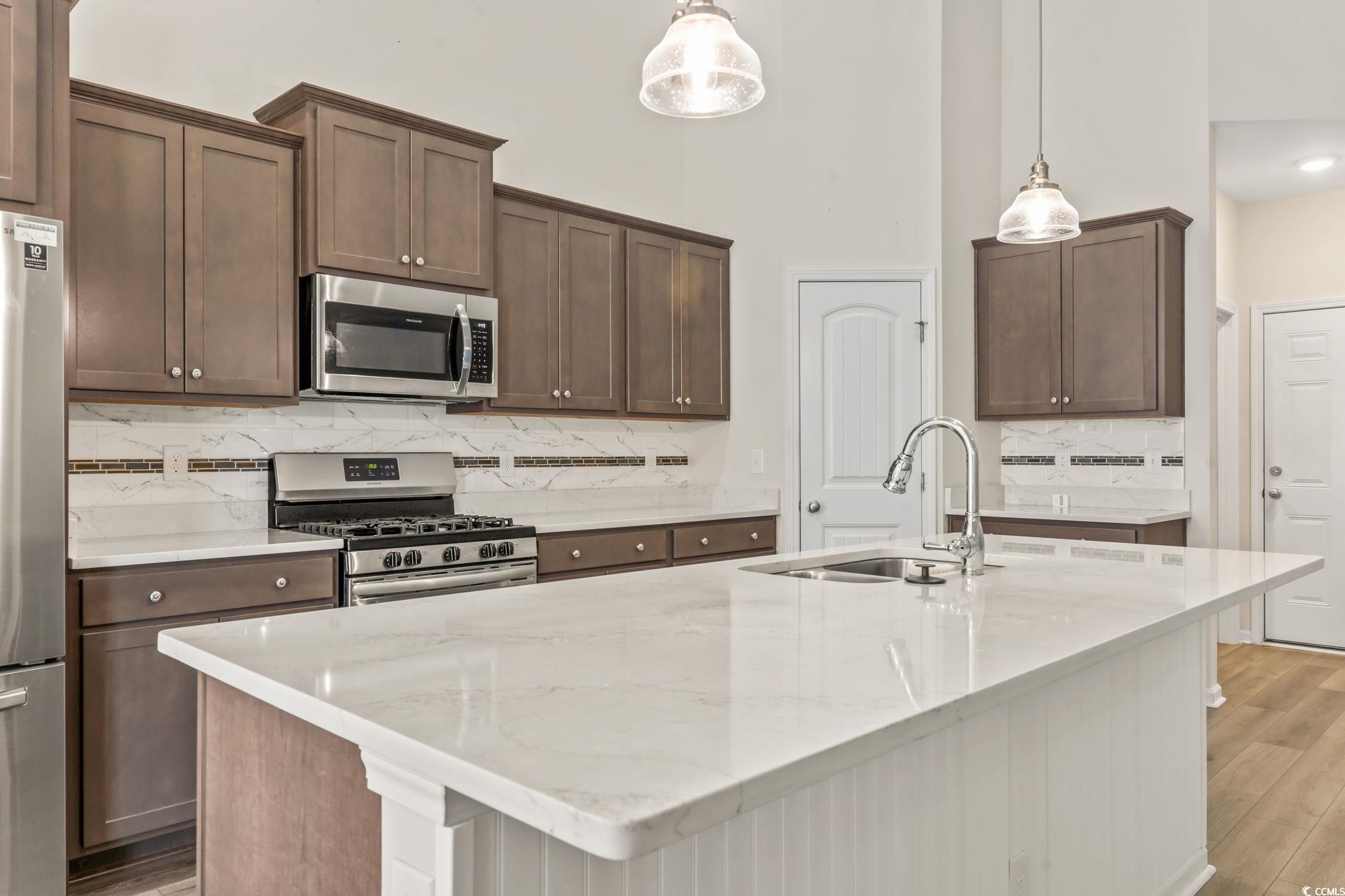 574 Rycola Circle Property Photo 9