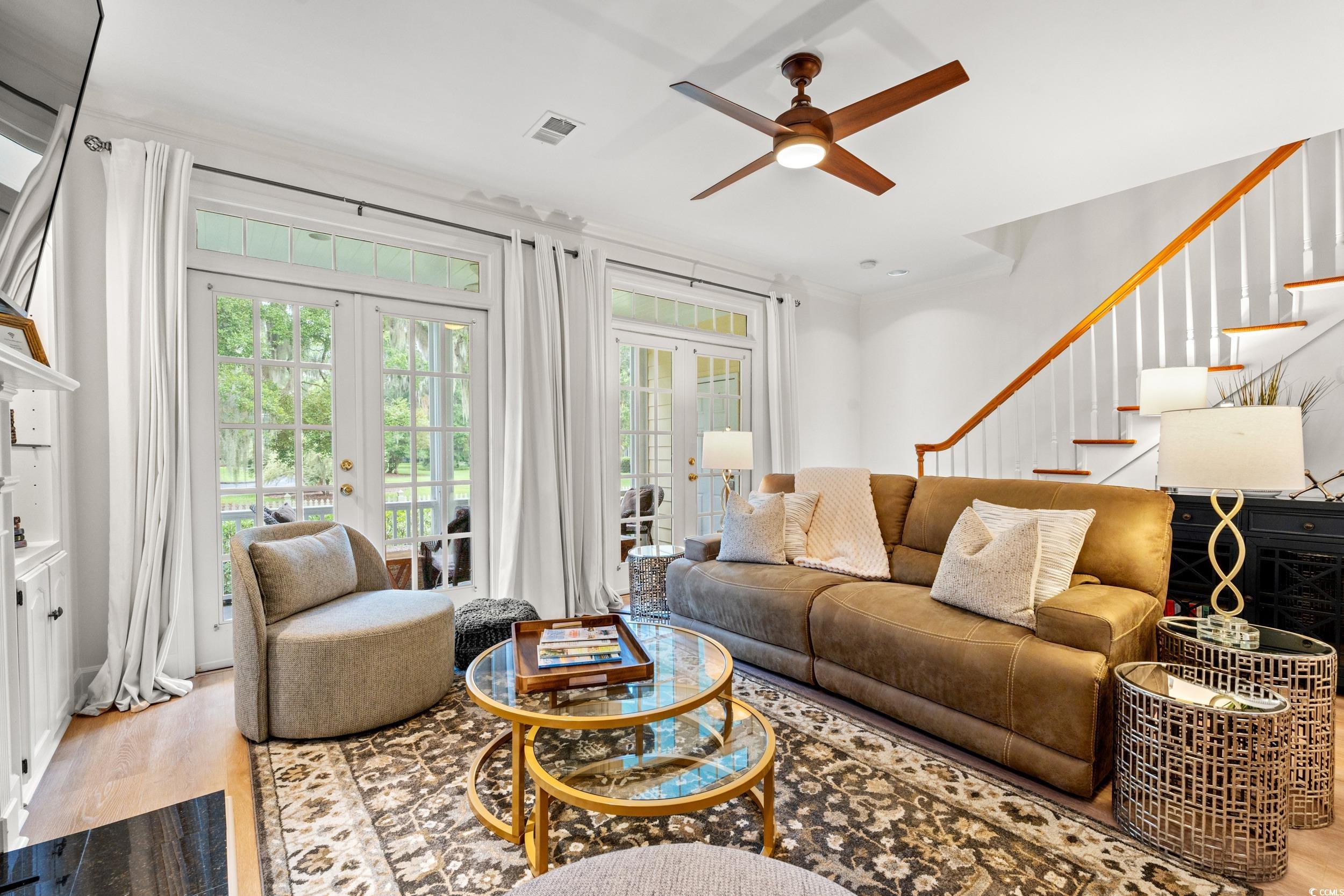 3056 Court St. Property Photo 5